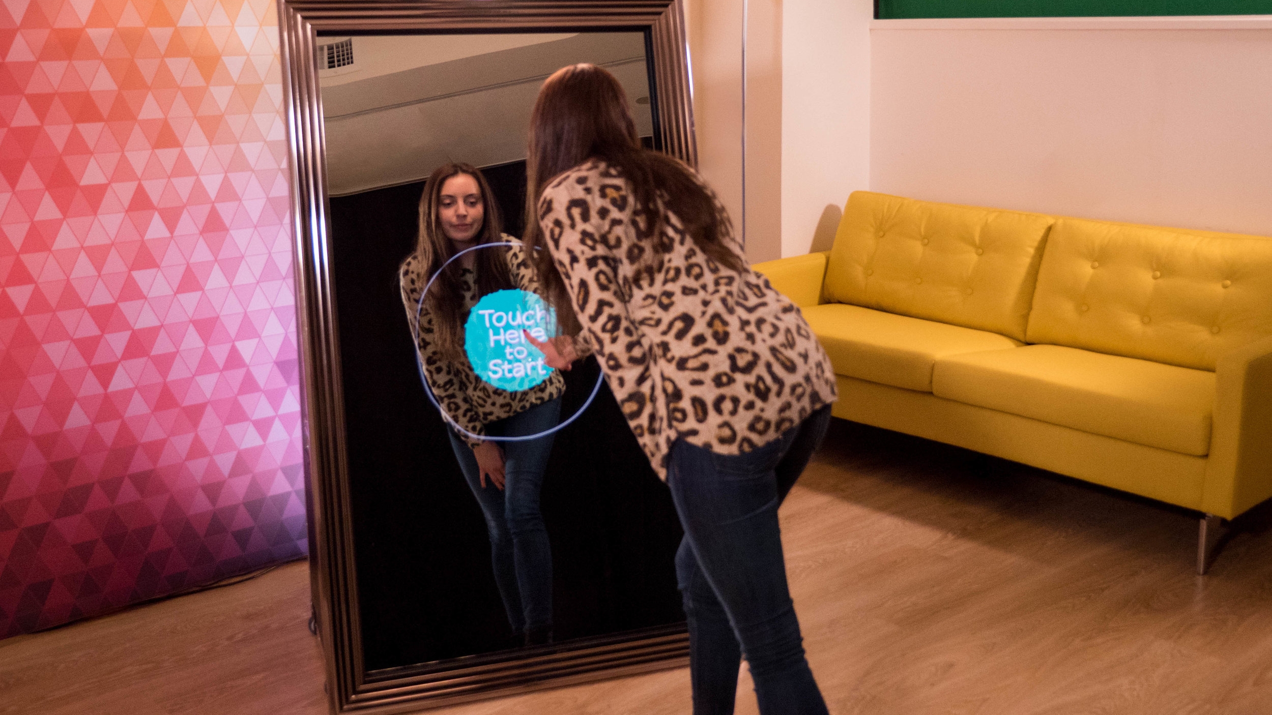 Selfie Photo Mirror - Photo Booth.jpg