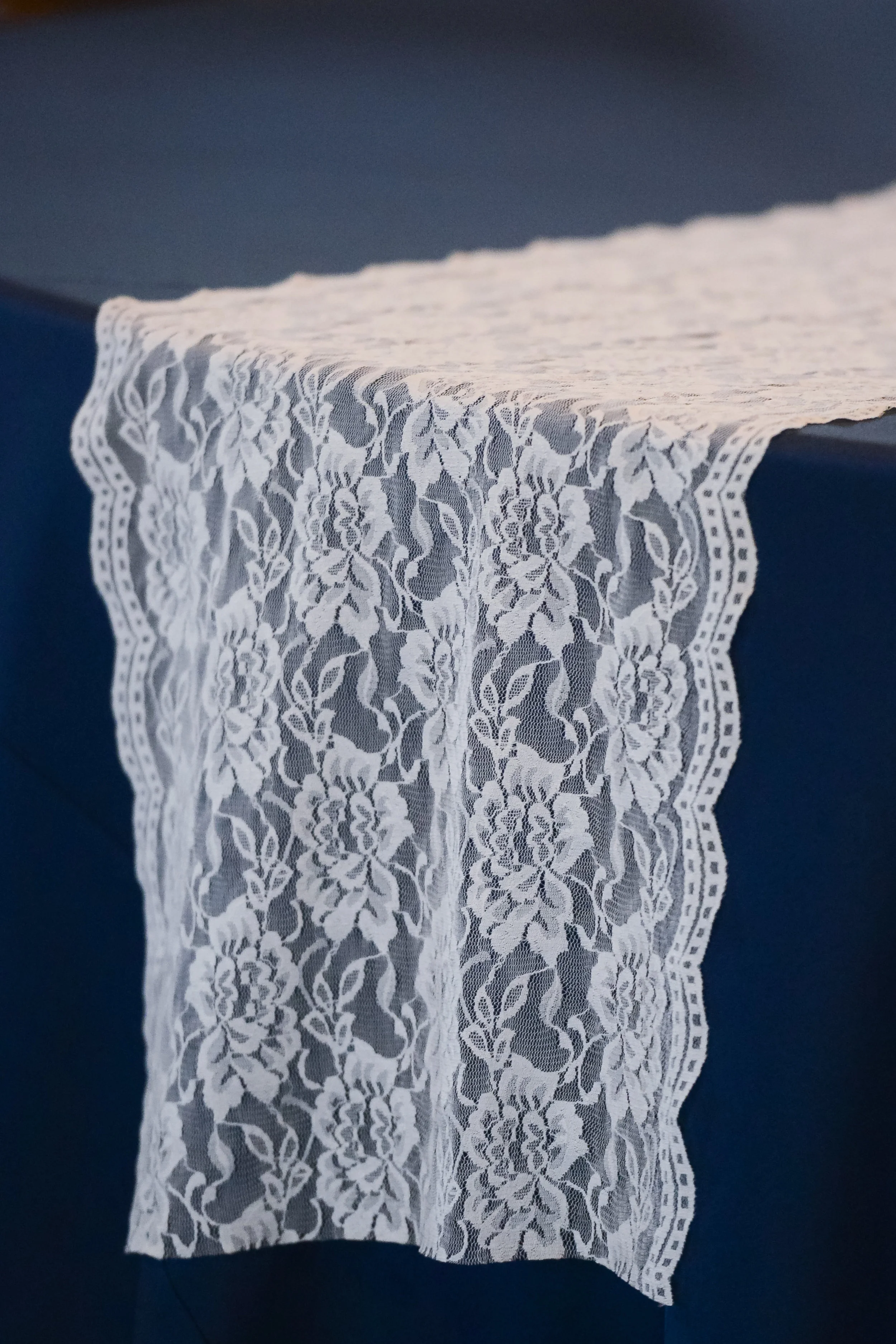 White_Lace_Runner.jpg