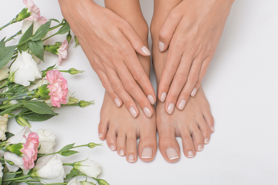 4 amazing benefits of a regular manicure and pedicure