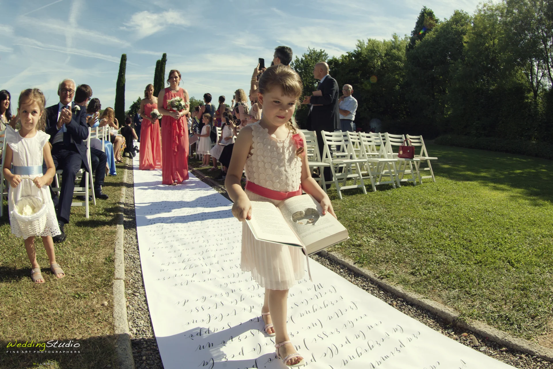 015-valeria-emiliano-matrimonio-cernusco-lombardone-paggetto-matrimonio.jpg