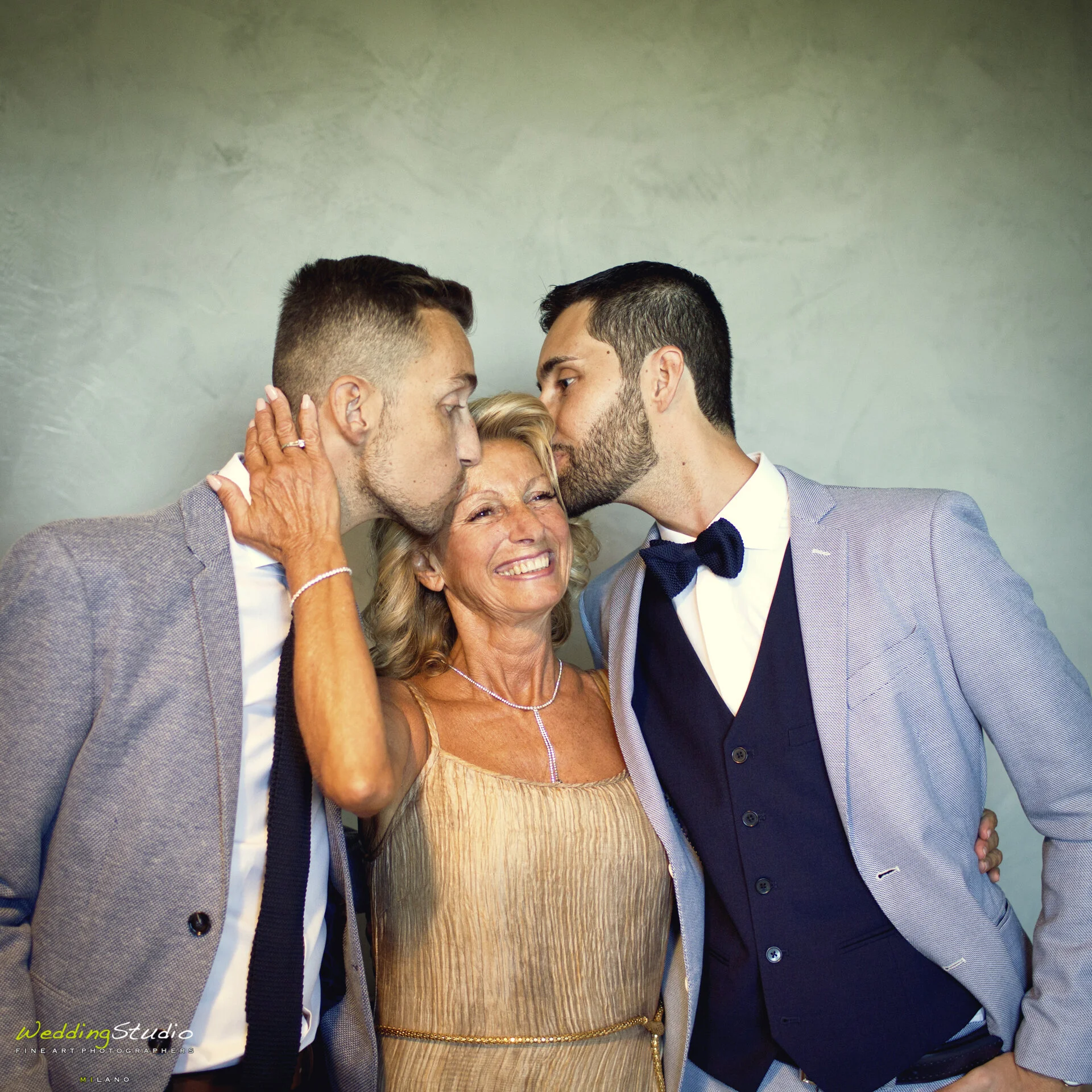 004-veronica-francesco-matrimonio-cernusco-lombardone-mamma-sposo.jpg