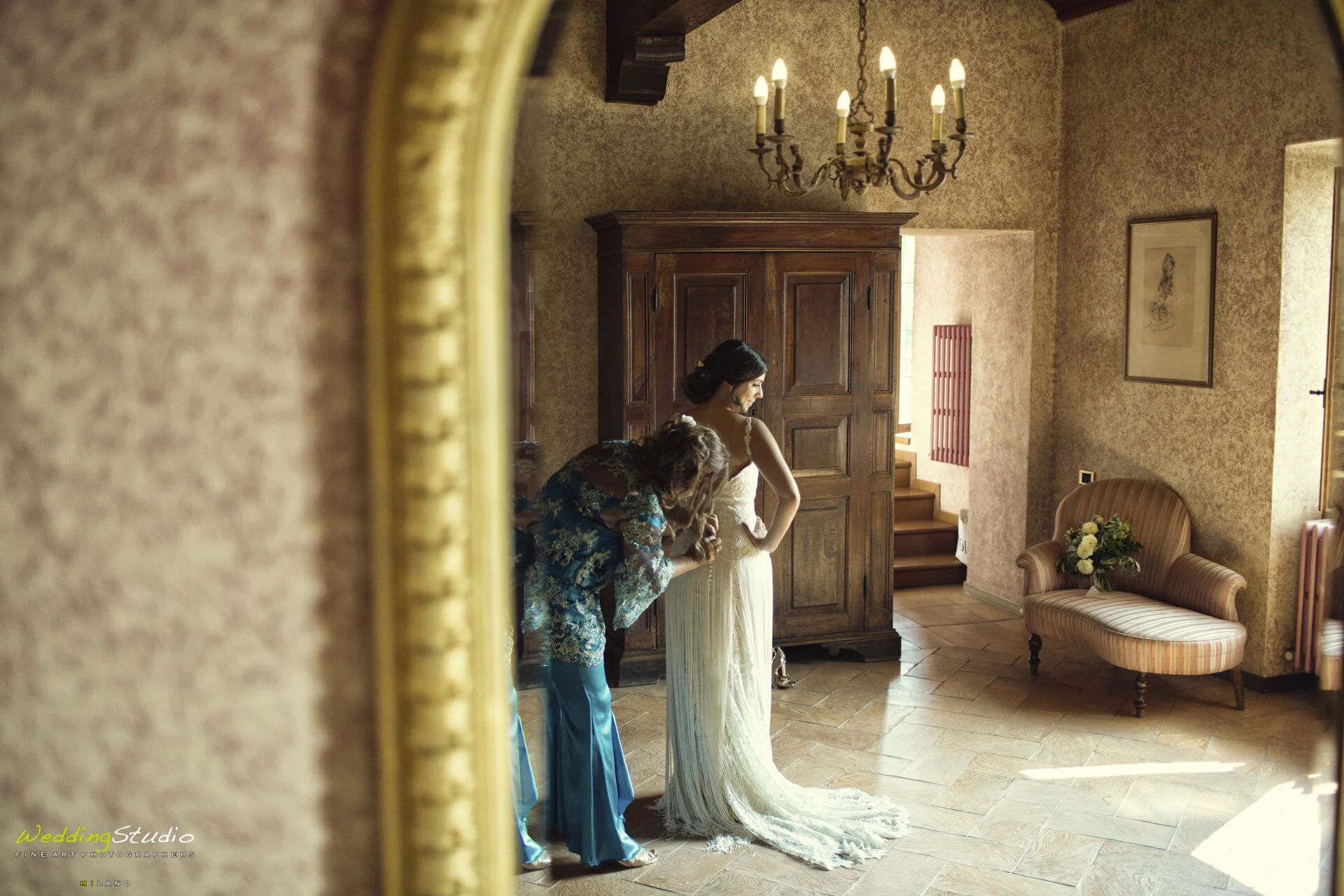 006-veronica-francesco-cernusco-lombardone-preparativi-sposa.jpg