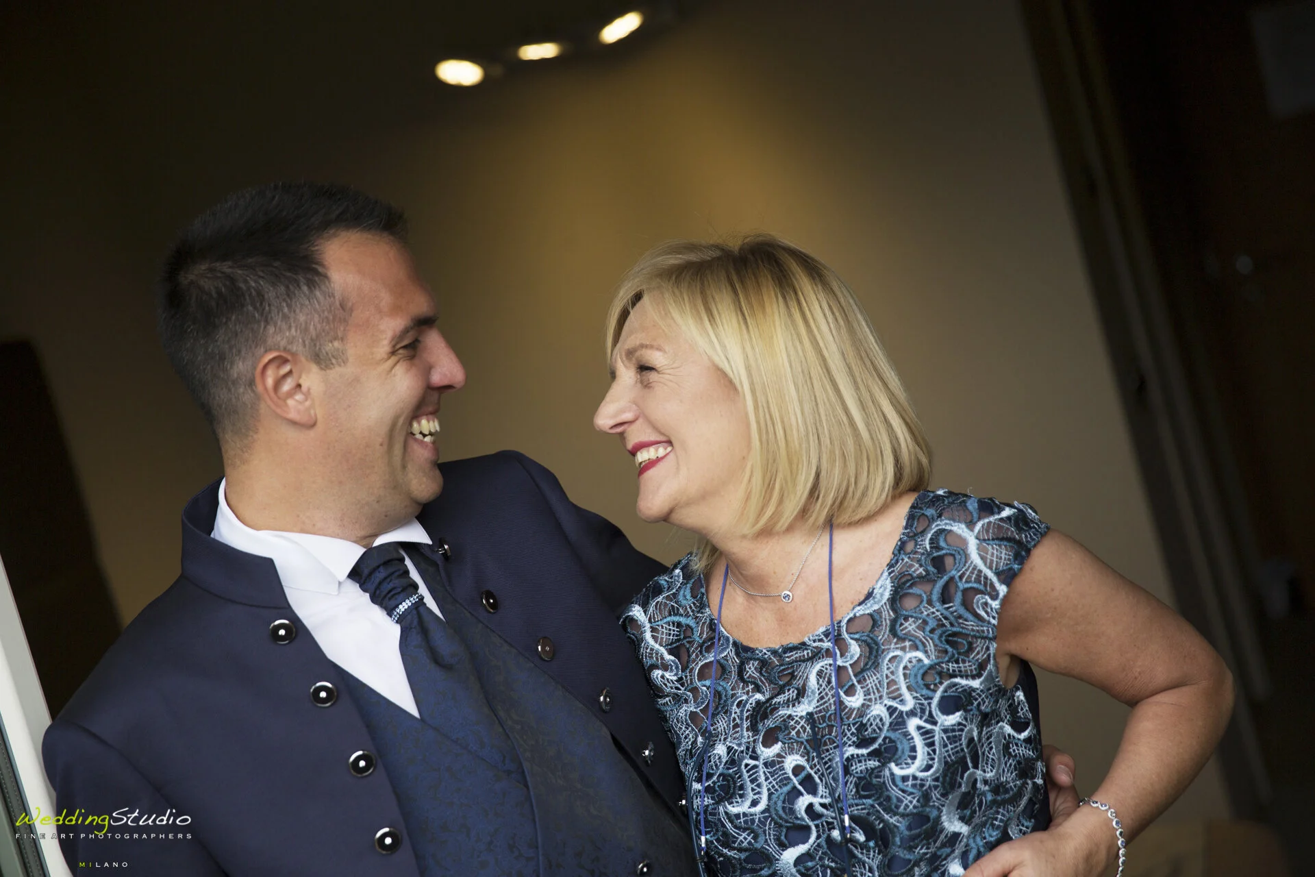 07-valentina-jacopo-matrimonio-nembro-bergamo-foto-mamma-sposo.jpg