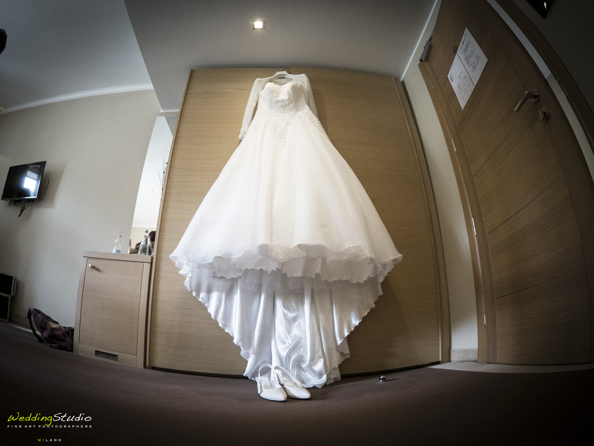 12-valentina-jacopo-matrimonio-nembro-bergamo-abito-sposa.jpg
