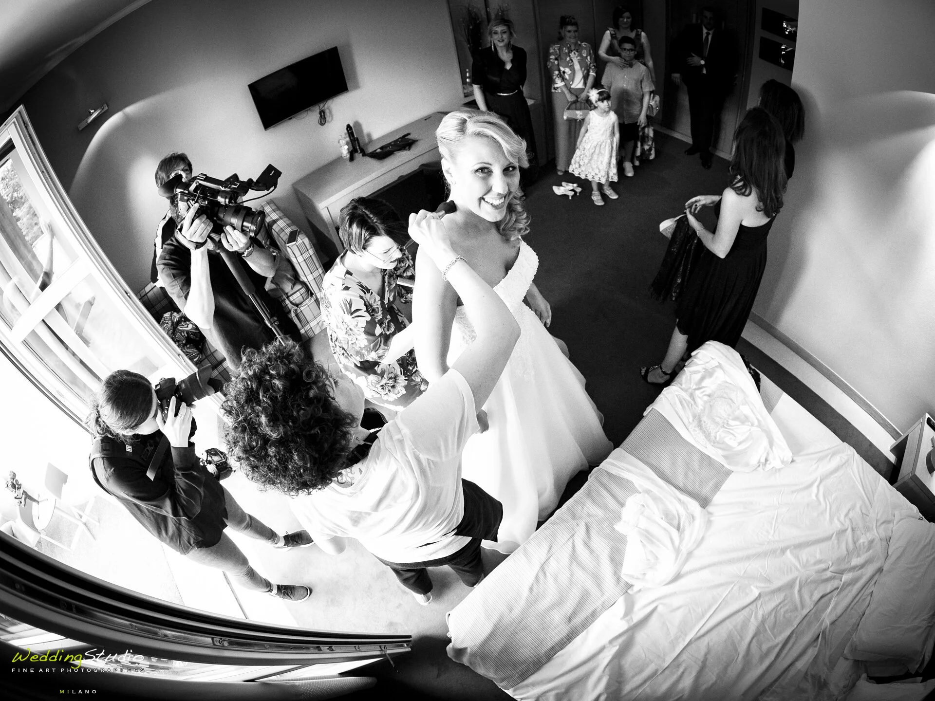 17-valentina-jacopo-matrimonio-nembro-bergamo-preparativi-casa-sposa.jpg