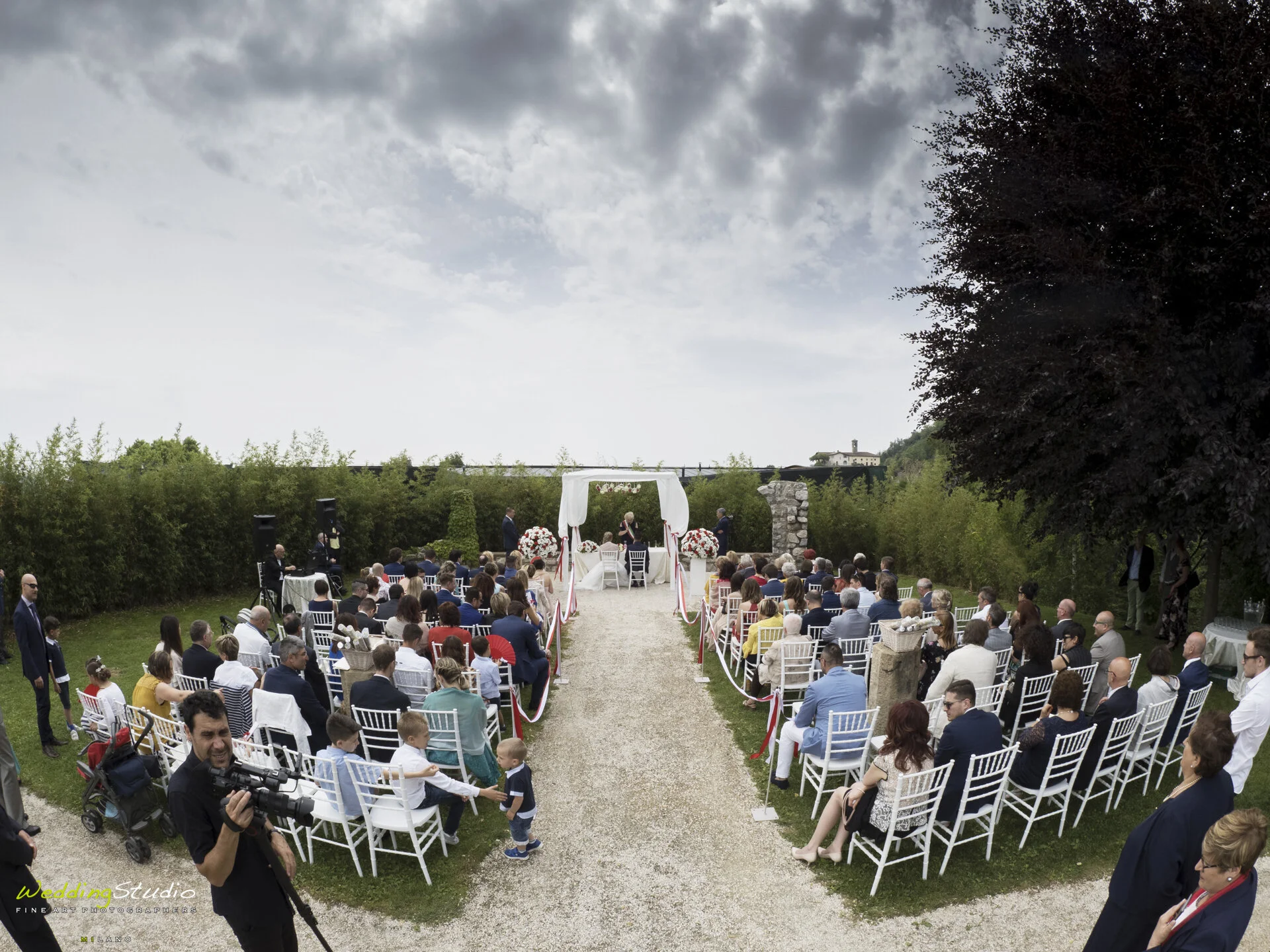 54-valentina-jacopo-matrimonio-nembro-bergamo-invitati-cerimonia-nozze.jpg
