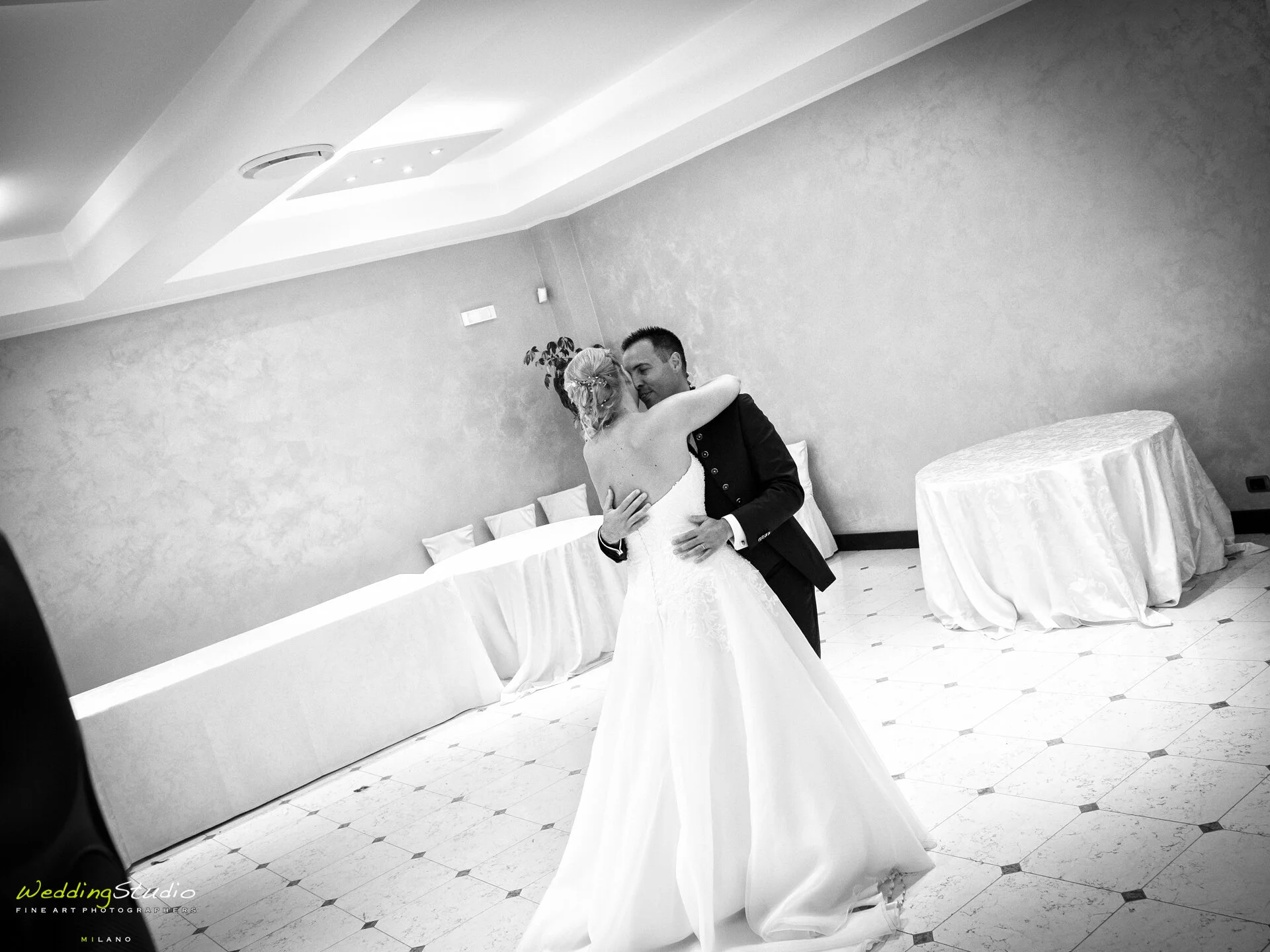 81-valentina-jacopo-matrimonio-nembro-bergamo-primo-ballo-novelli-sposi.jpg