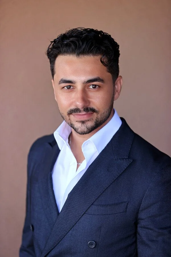  Thomasluke Flórez-Mansi - Tenor