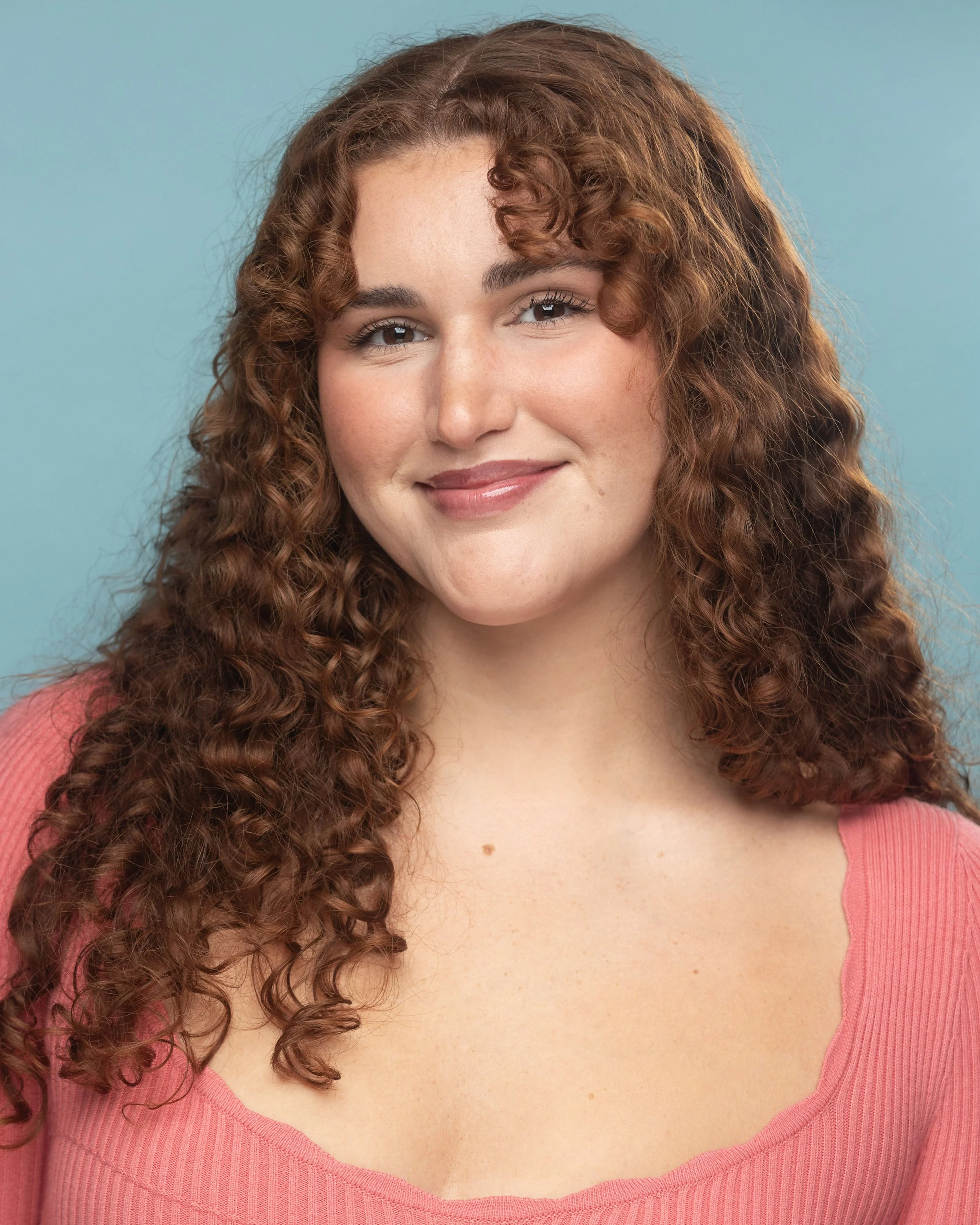  Alicia Bivona - Soprano