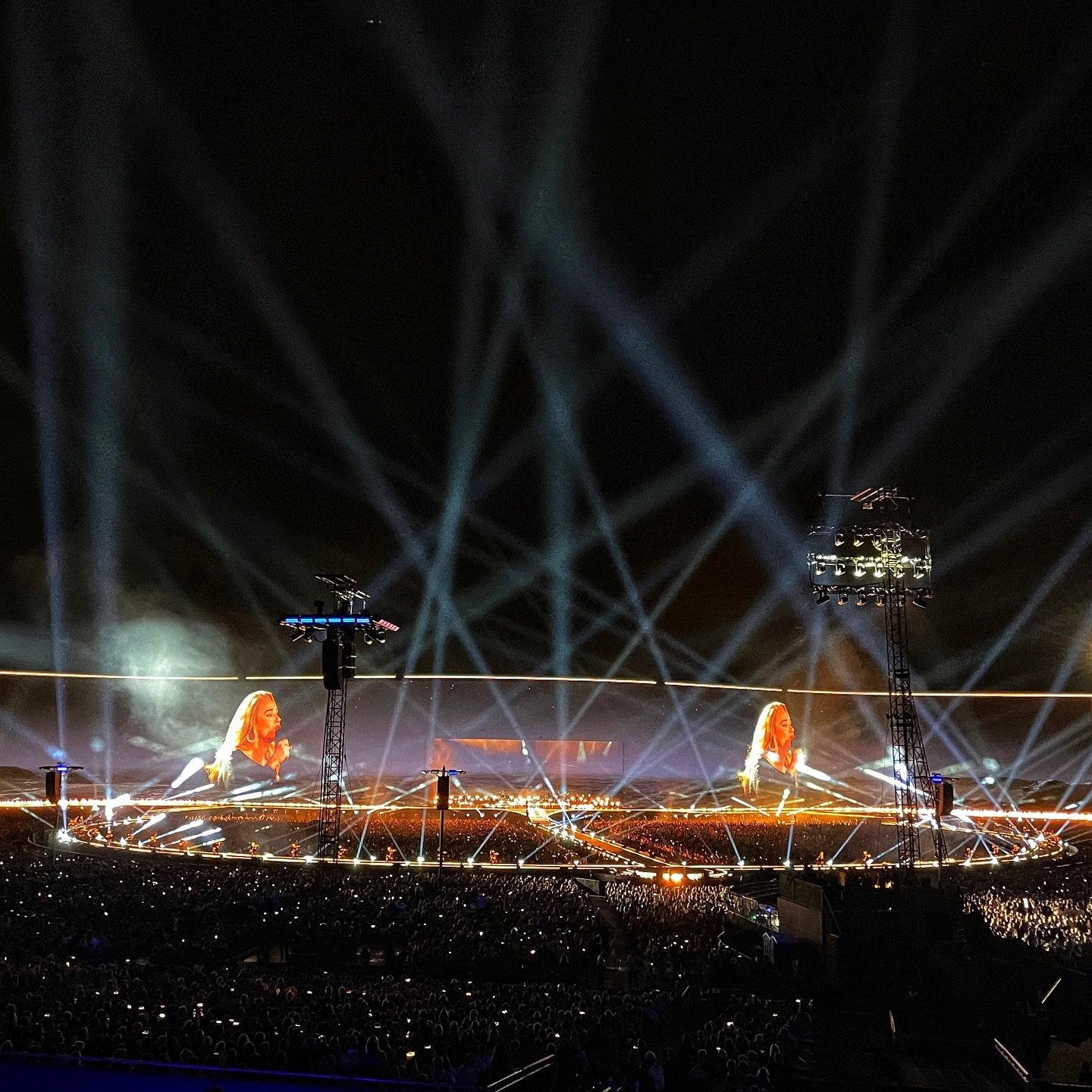 Adele 
.
.
.
.
.
#adeleinmunich #adele #adeleaccess