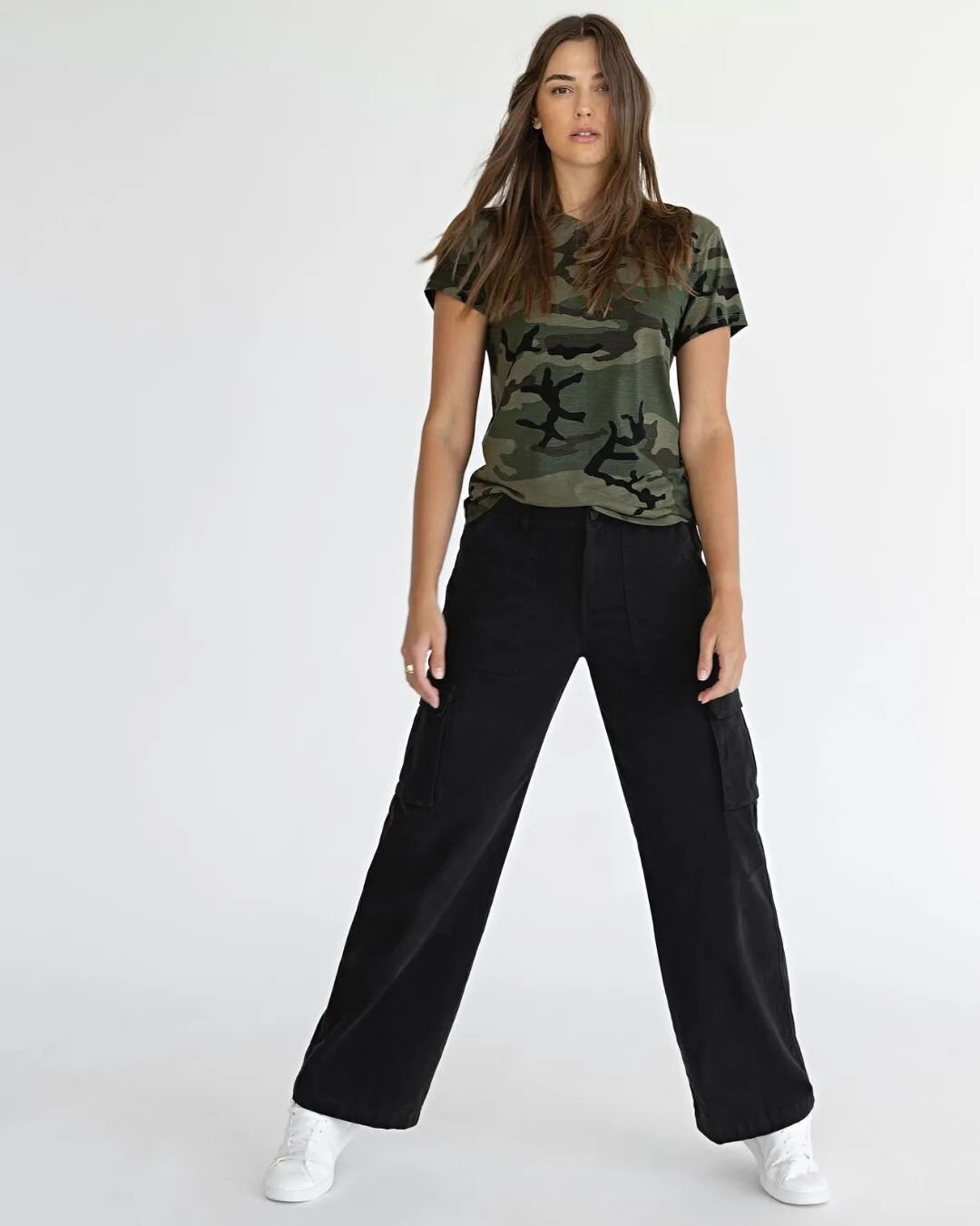 #RozSays it is a perfect T and cargo kinda day! 

#seeyouatcoco #cocoanexperience #206bellevueave #uppermontclairnj #peace #love #fashion 

Introducing Elevated Utility Wear 💚 Super wearable and beyond cool, our new take on utility includes camo pri