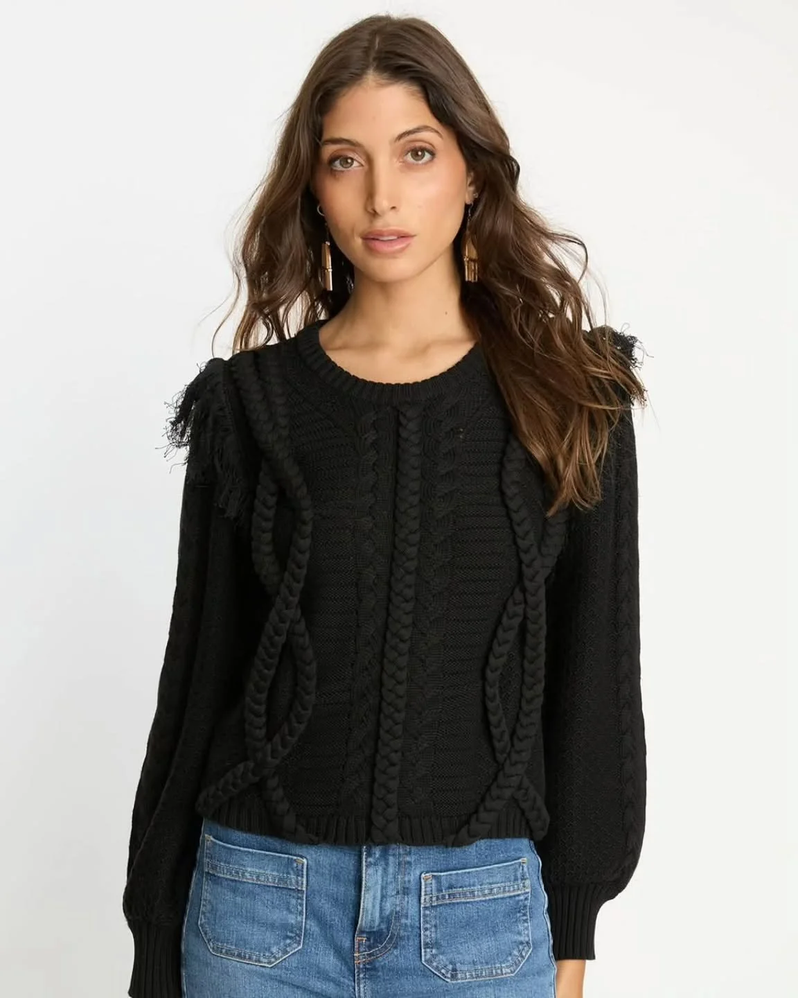 #RozSays cannot pass up a cozy black sweater! 

#seeyouatcoco #cocoanexperience #206bellevueavenue #uppermontclairnj #montclairnj #peace #love #fashion #fallfashion #autumnarrivals 

Layer up in luxe textures and effortless comfort✨

Meet the Isadora
