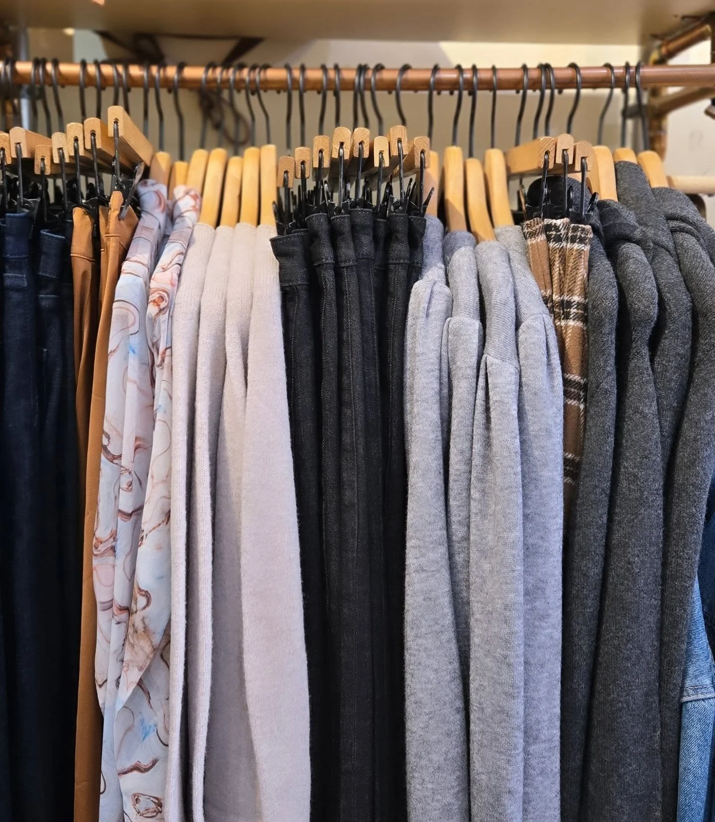 #RozSays there are still lots of fabulous finds at the shop at 50% off! 

Stop in to help us make room for Spring Styles! 

Fall + Winter Merch
50% off
Some exclusions apply. 
In-shop only. 

#seeyouatcoco #cocoanexperience #206bellevueavenue #upperm