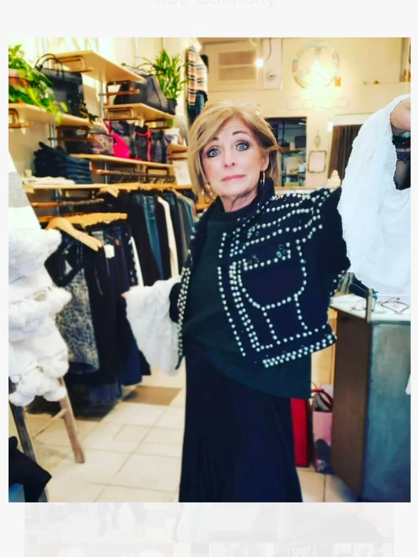 Let's take a moment and wish this fabulous lady a very HAPPY BIRTHDAY! 
Madame Roz will be at the shop today from 11-5 so stop by and say Hi if you're in the neighborhood! (That is, if you can find her among all the new Spring arrivals! 🌼🏵🌸)

#Roz