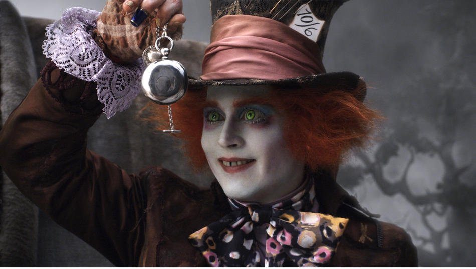 WE'RE ALL MAD HERE | MAD HATTER THEMED HALLOWEEN