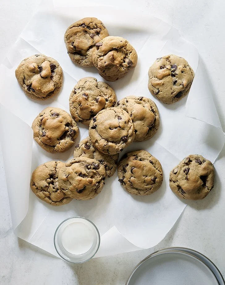 joanna-ganes-signature-chocolate-chip-cookie-recipe-hero.jpg