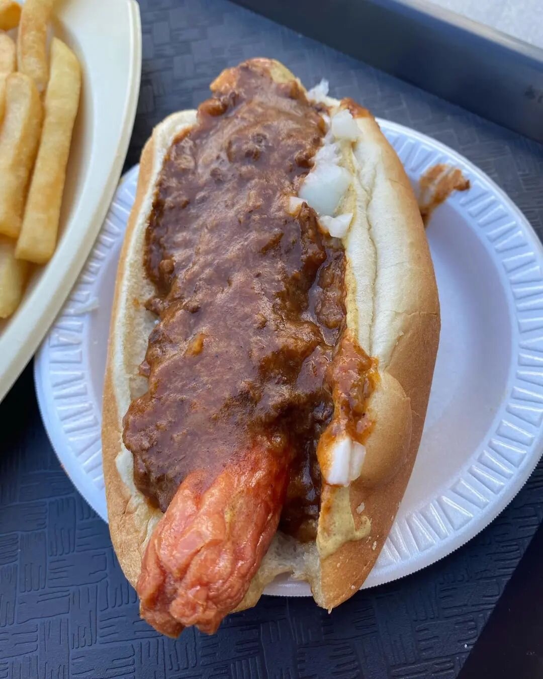 One all the way! 

#thehotgrillofficial
#thehotgrillclifton
#669lexingtonave
#cliftonnj
#worldstastiesttexasweiners 

&ldquo;Makes me want a hot dog real bad.&rdquo; 🇺🇸 #northjerseyeats
Reposted from @northjerseyeats