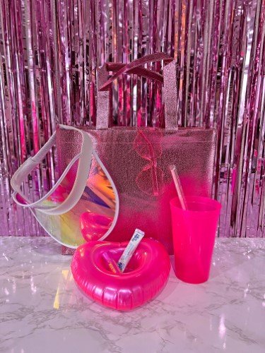 Stock Photo Pink Party Pink Gift Bag (3).jpeg