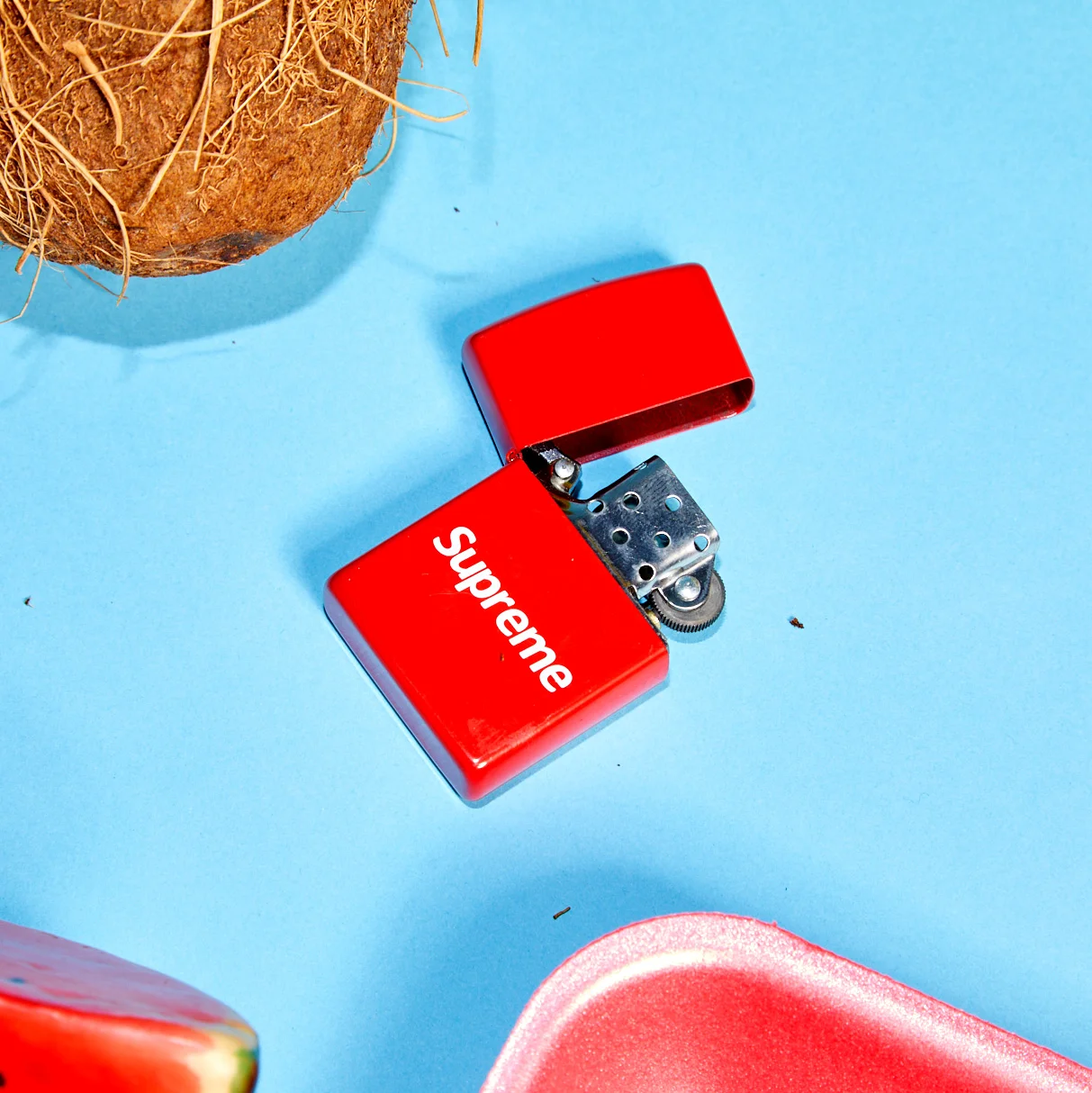 MUERTE STUDIO_Red_Lighter.jpg