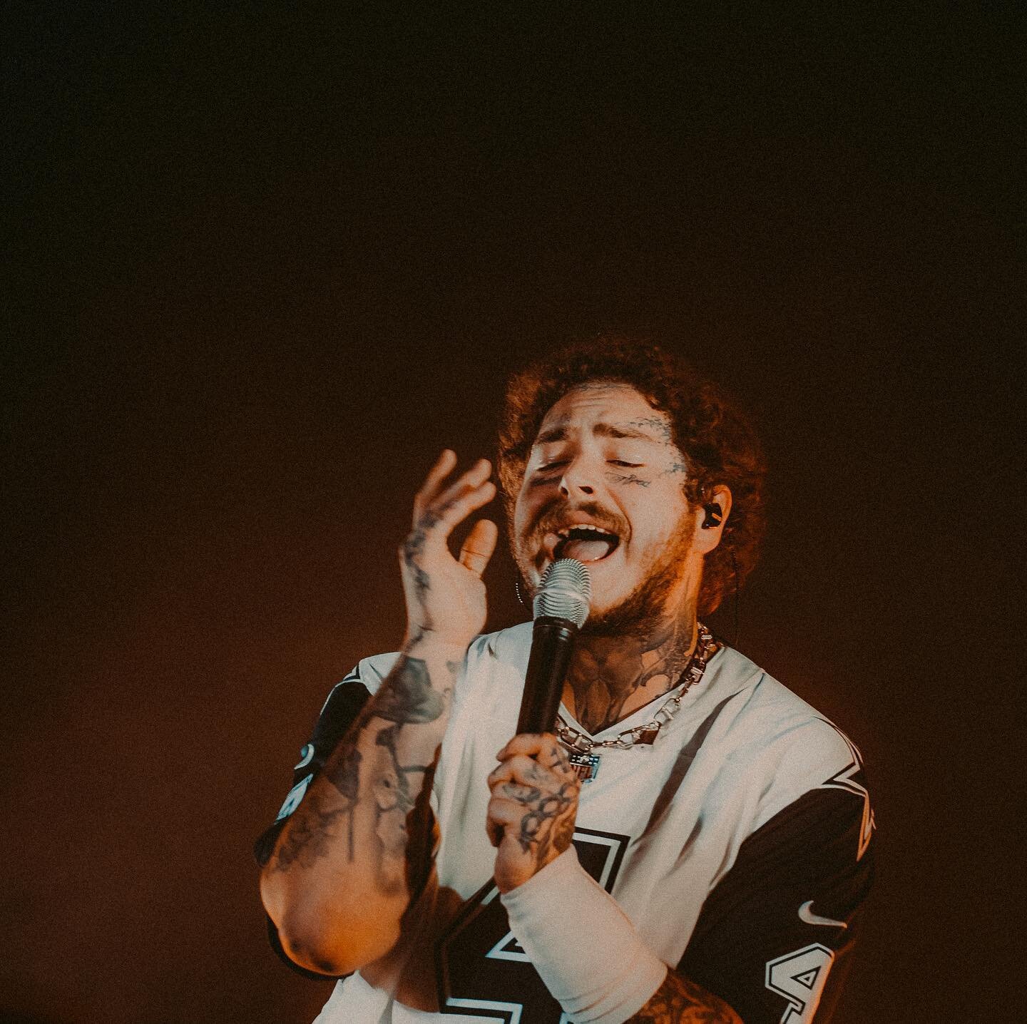 idk if I ever posted these or not but here they are
&bull;
 @postmalone in 2019 in Vegas
&bull;
also&hellip;#iykyk