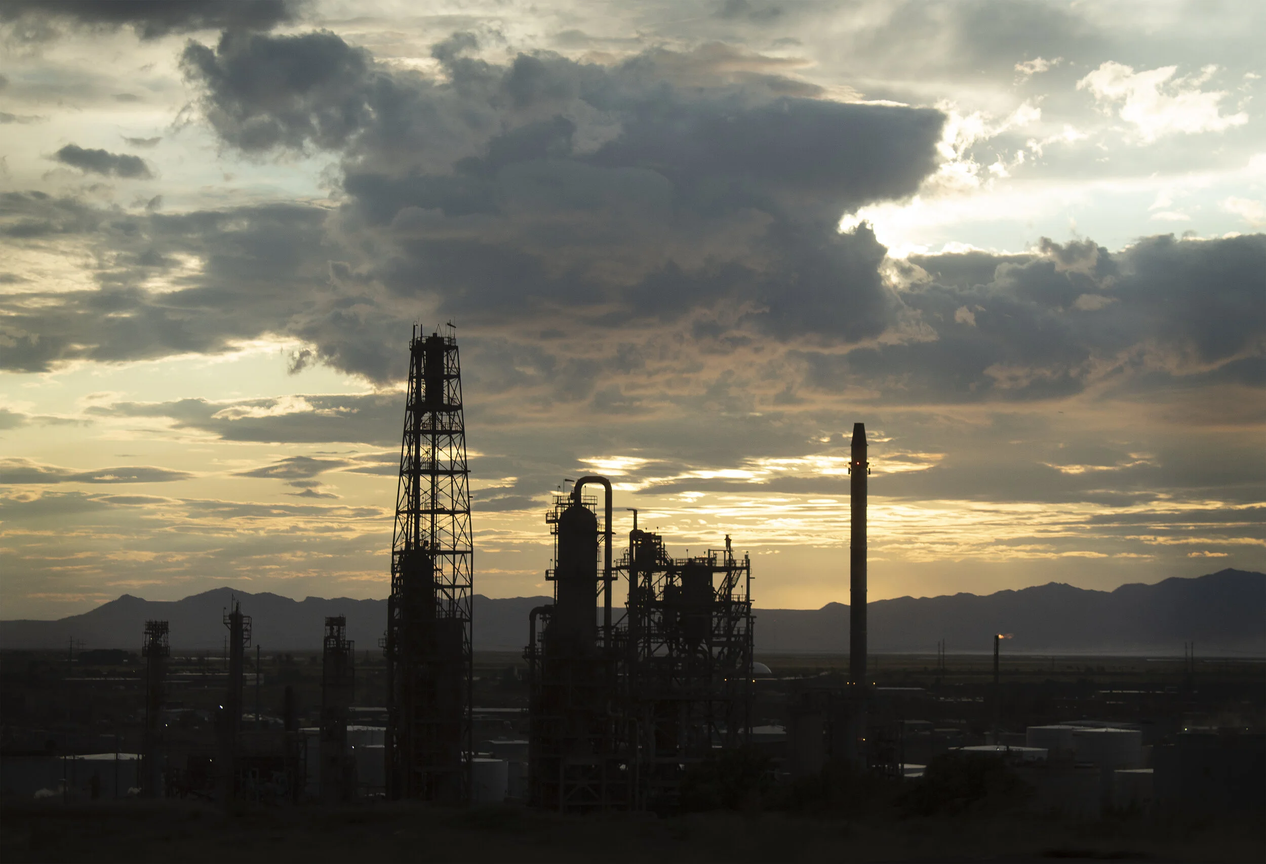 Sunset Refineries.jpg