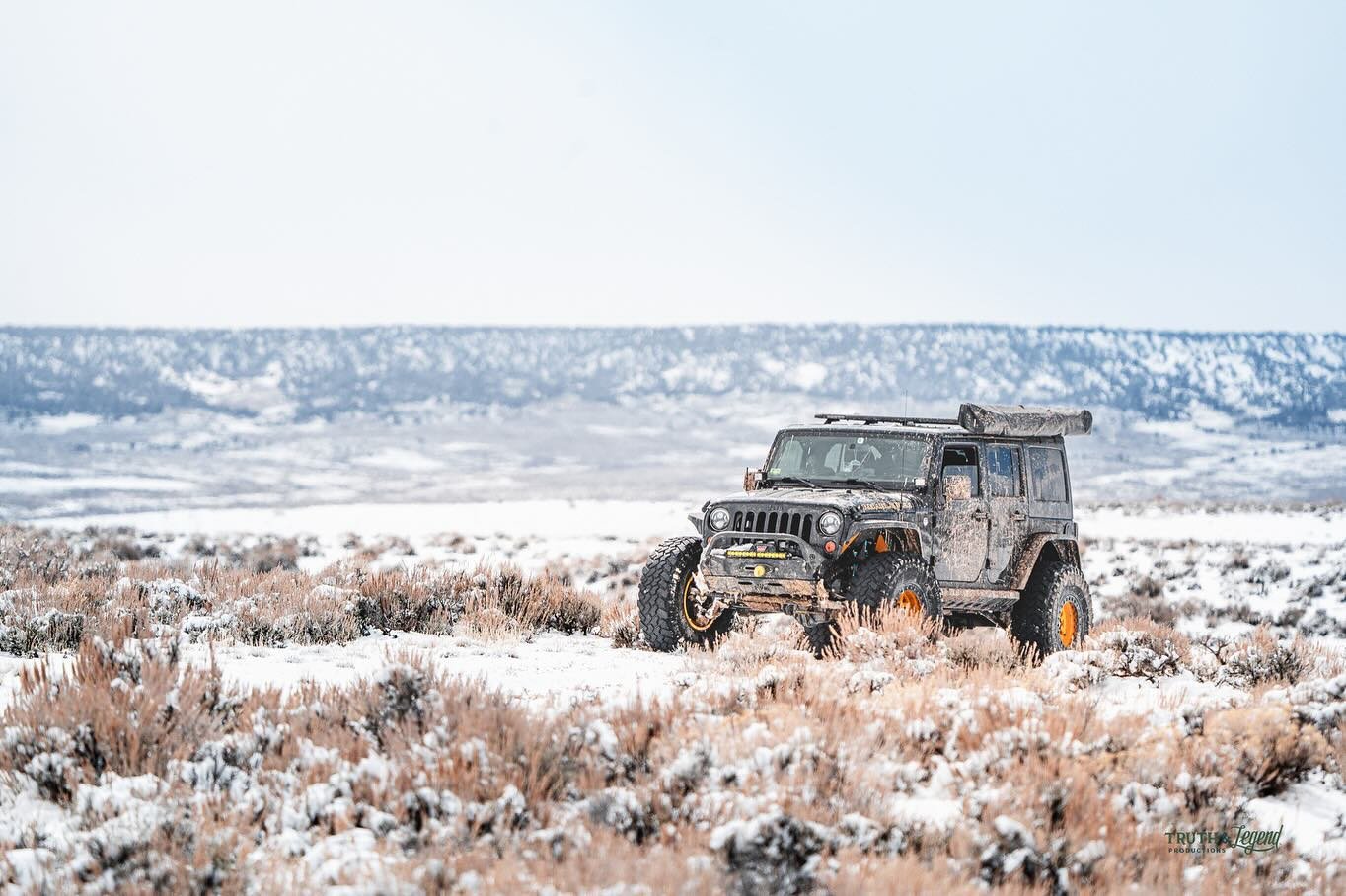 🚙💨 Off the Beaten Path 🏔️🐎
Not all adventures are created equal, and certainly, not all of them happen on paved roads. This time, we&rsquo;ve taken our journey to the high mountain plains, where the air is crisp, the landscapes are untamed, and t