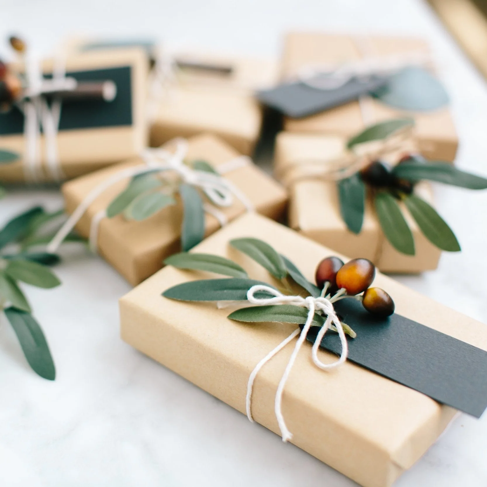 The 2022 Ultimate Holiday Gift Guide for Artists