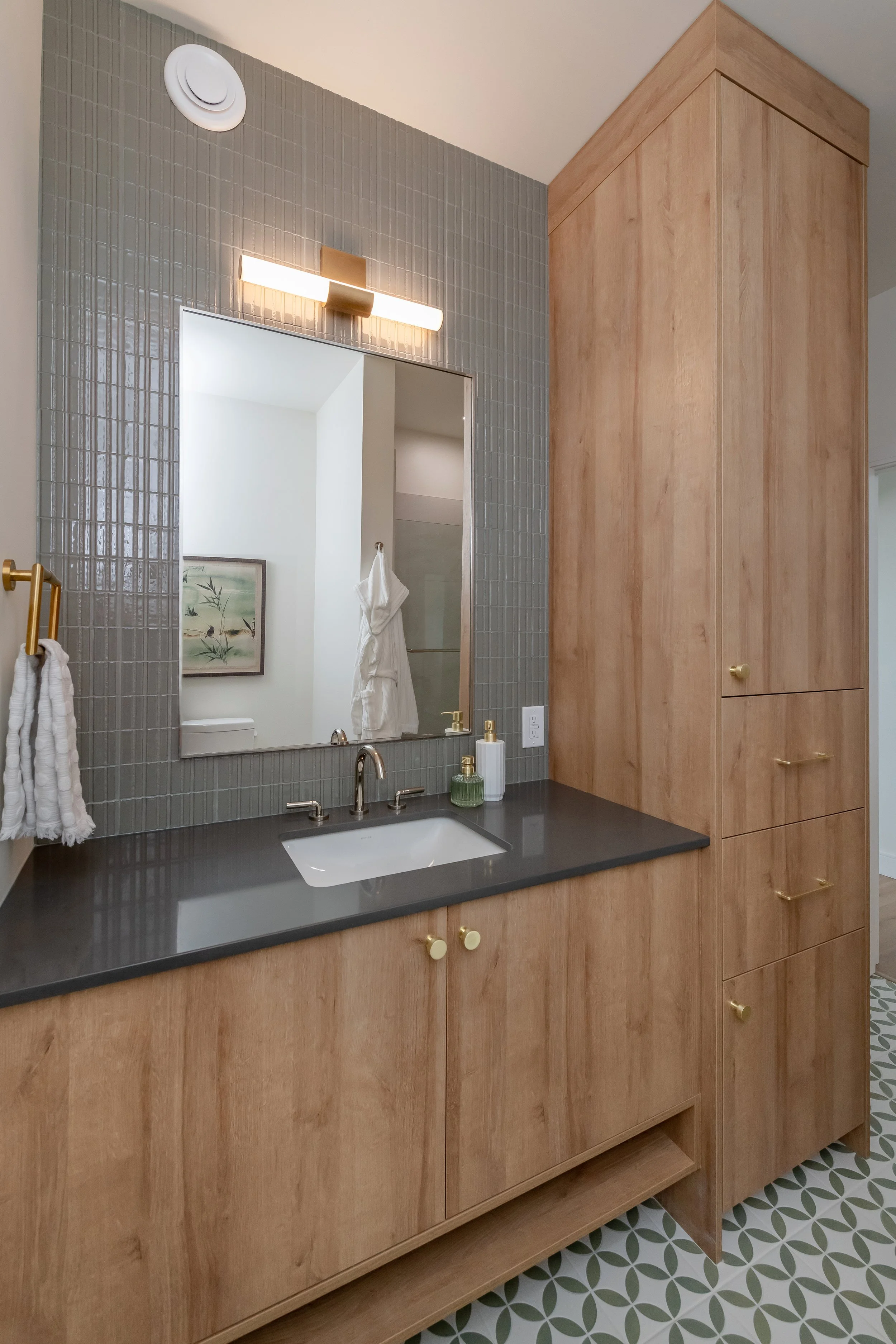 083 82 Sunrise Dr 2026.jpg