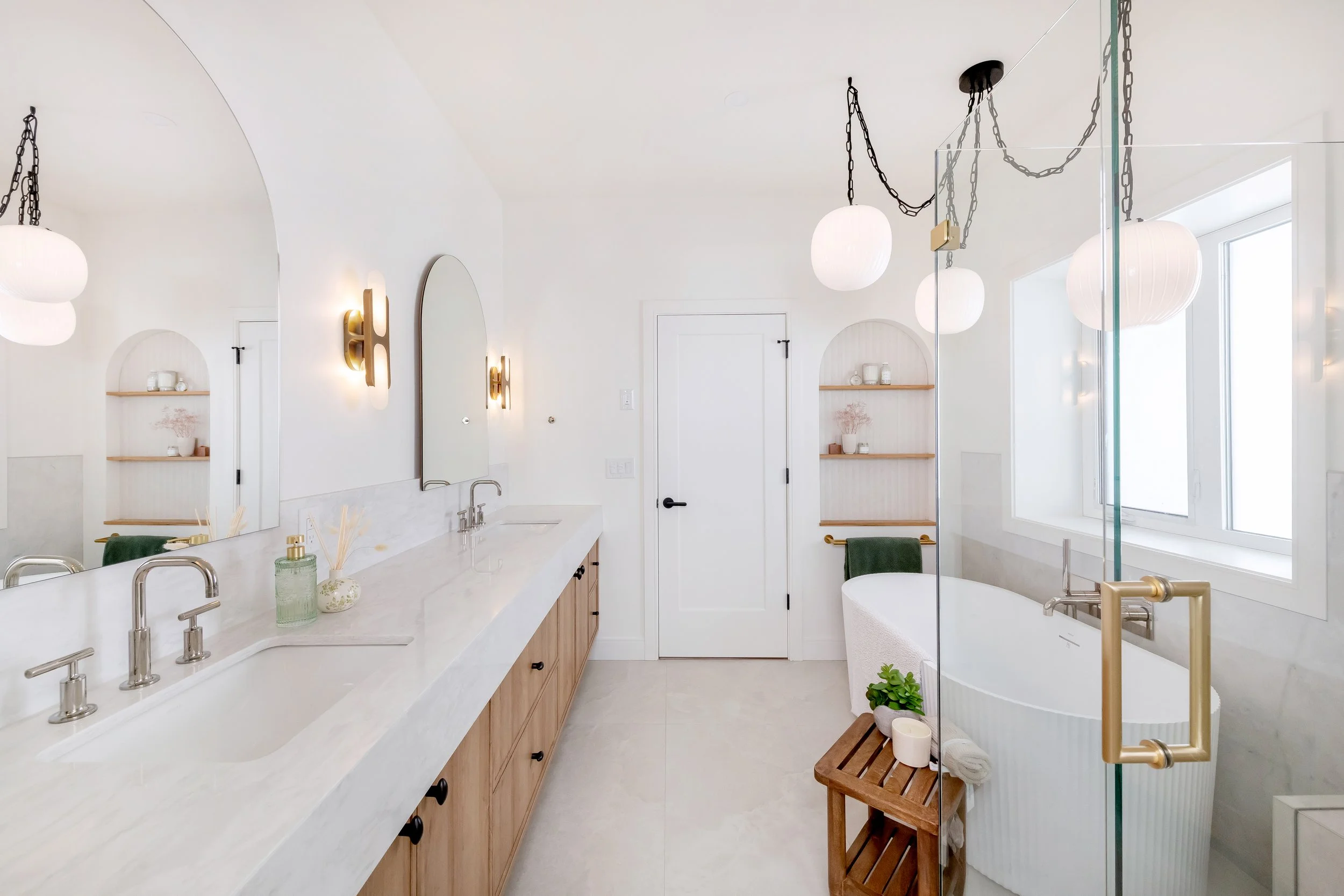 101 82 Sunrise Dr 2026.jpg