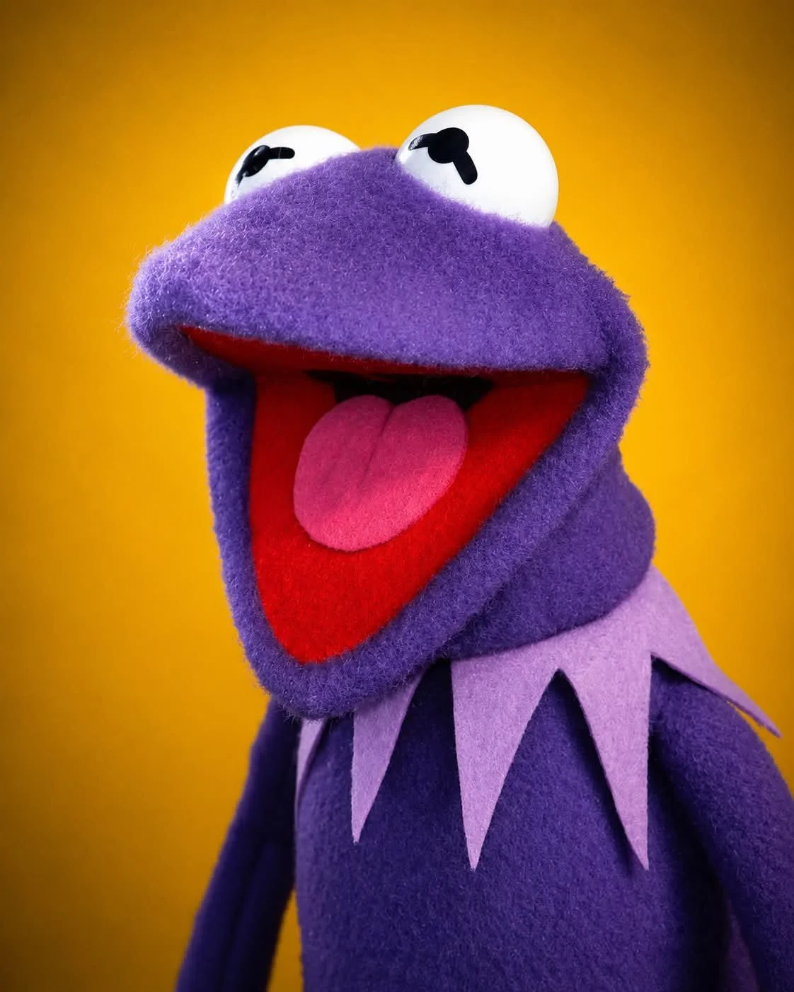 Creventive_Puppet_Company_Kermit_The_Frog_Purple_Commercial_Advertisement_Muppet_Puppet_Replica_Custom_Puppet.jpg