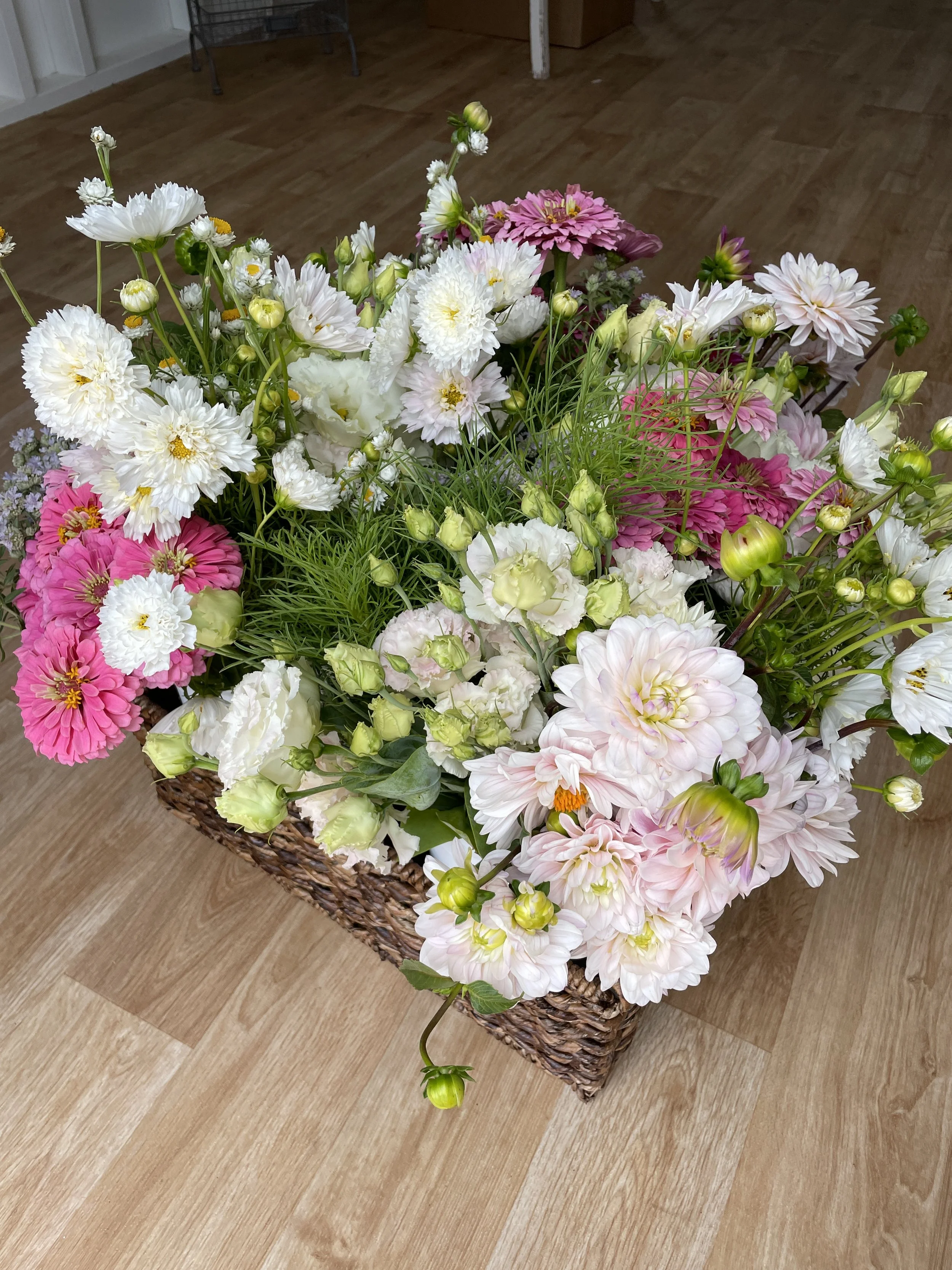 pink and white sub buckets in basket.JPG