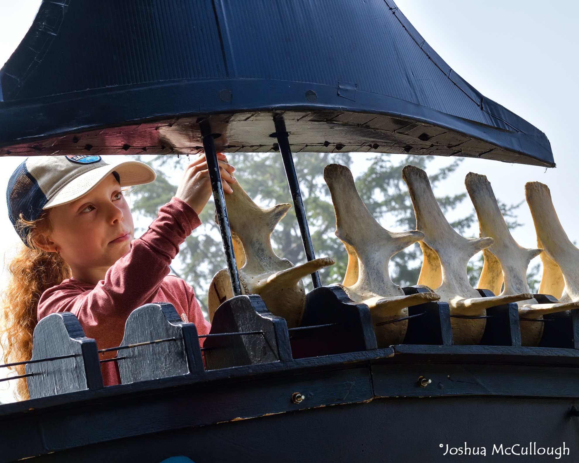 DSC_4187_00001 kid build a whale - Copy web.jpg