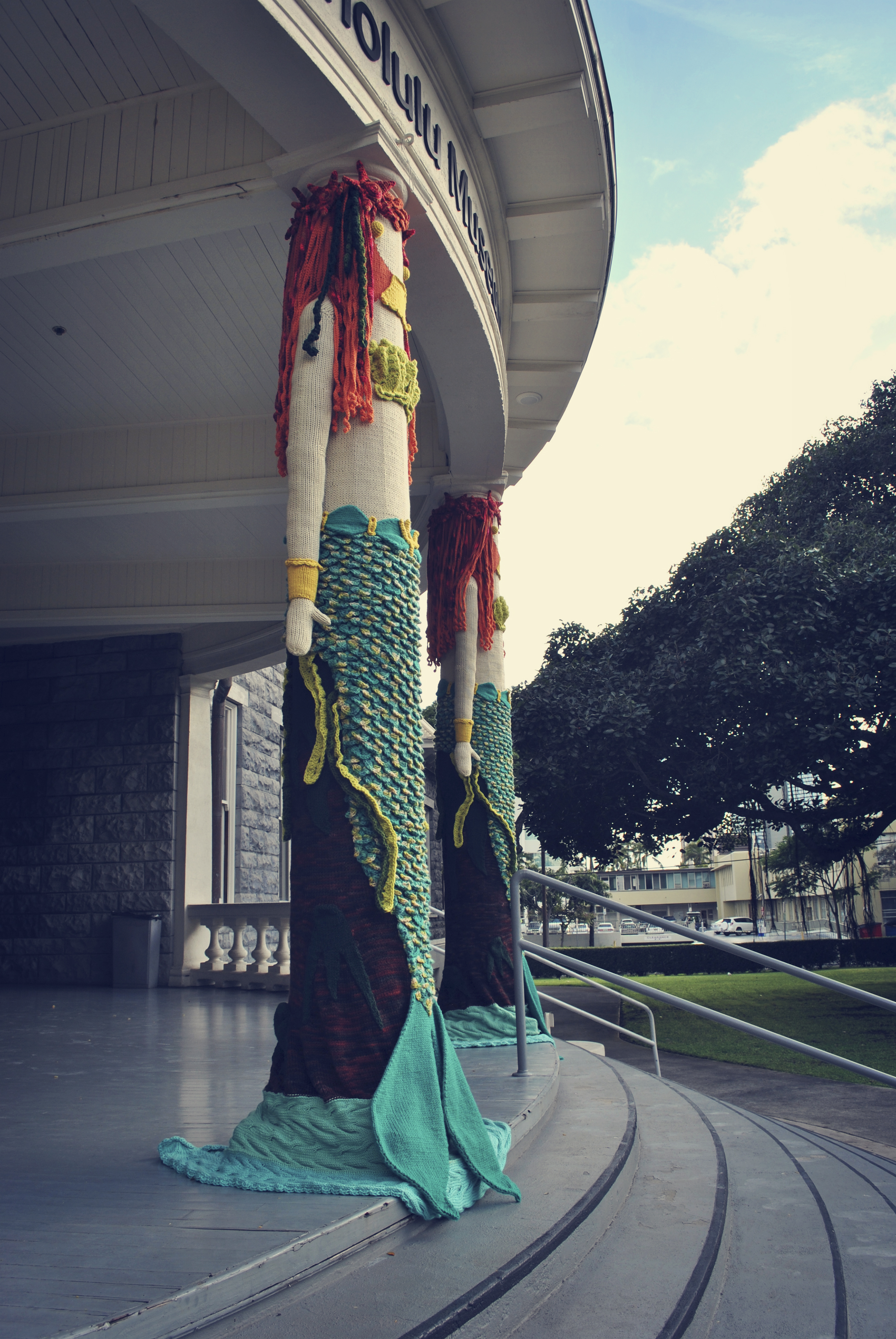 hanasaurusrex_linekona_mermaids_8.jpg