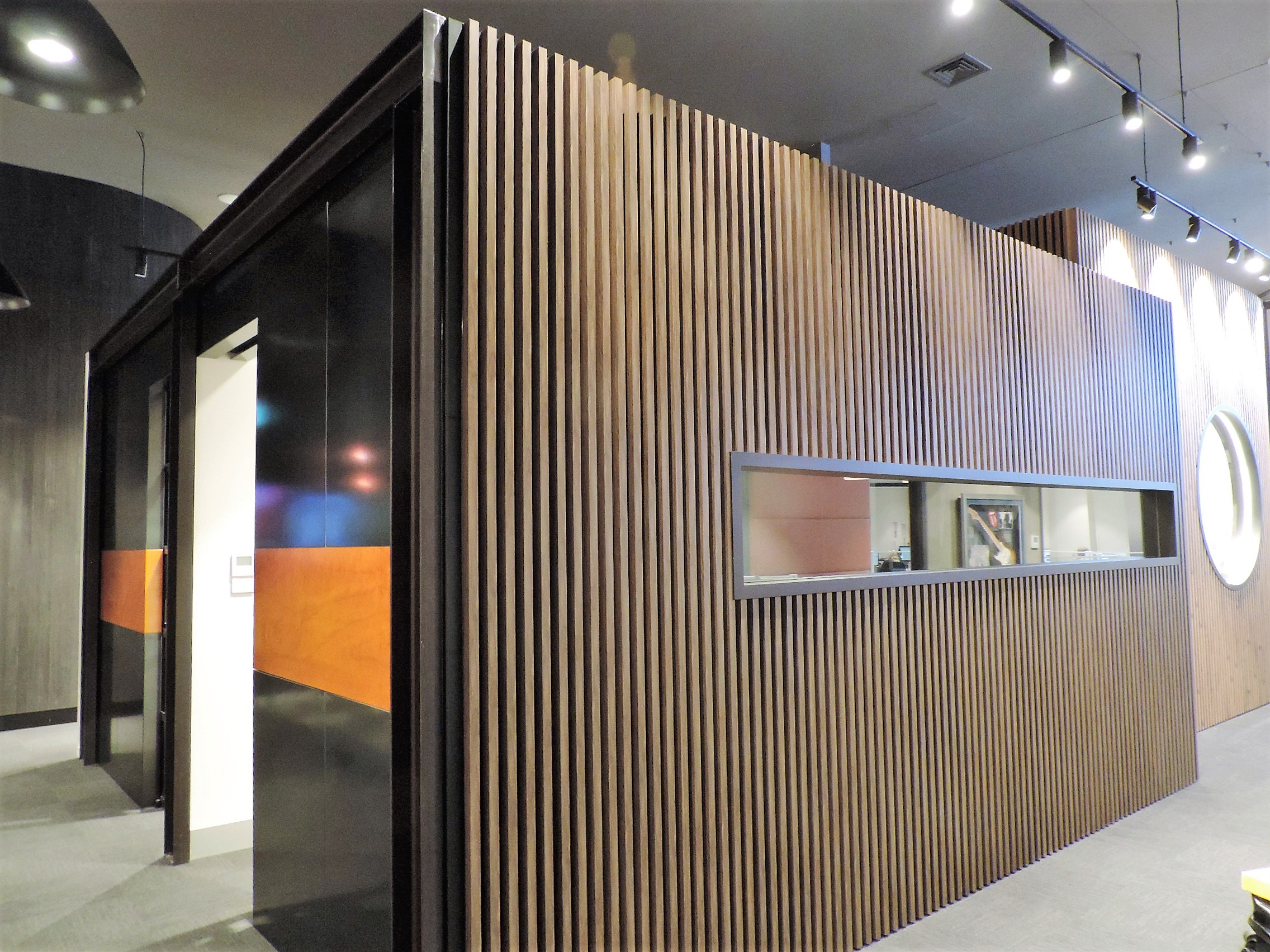  Boardroom Fitout - Richmond VIC Ever Art Wood® battens - Koshi 30x50mm standard hollow section in Buraun Eboni 