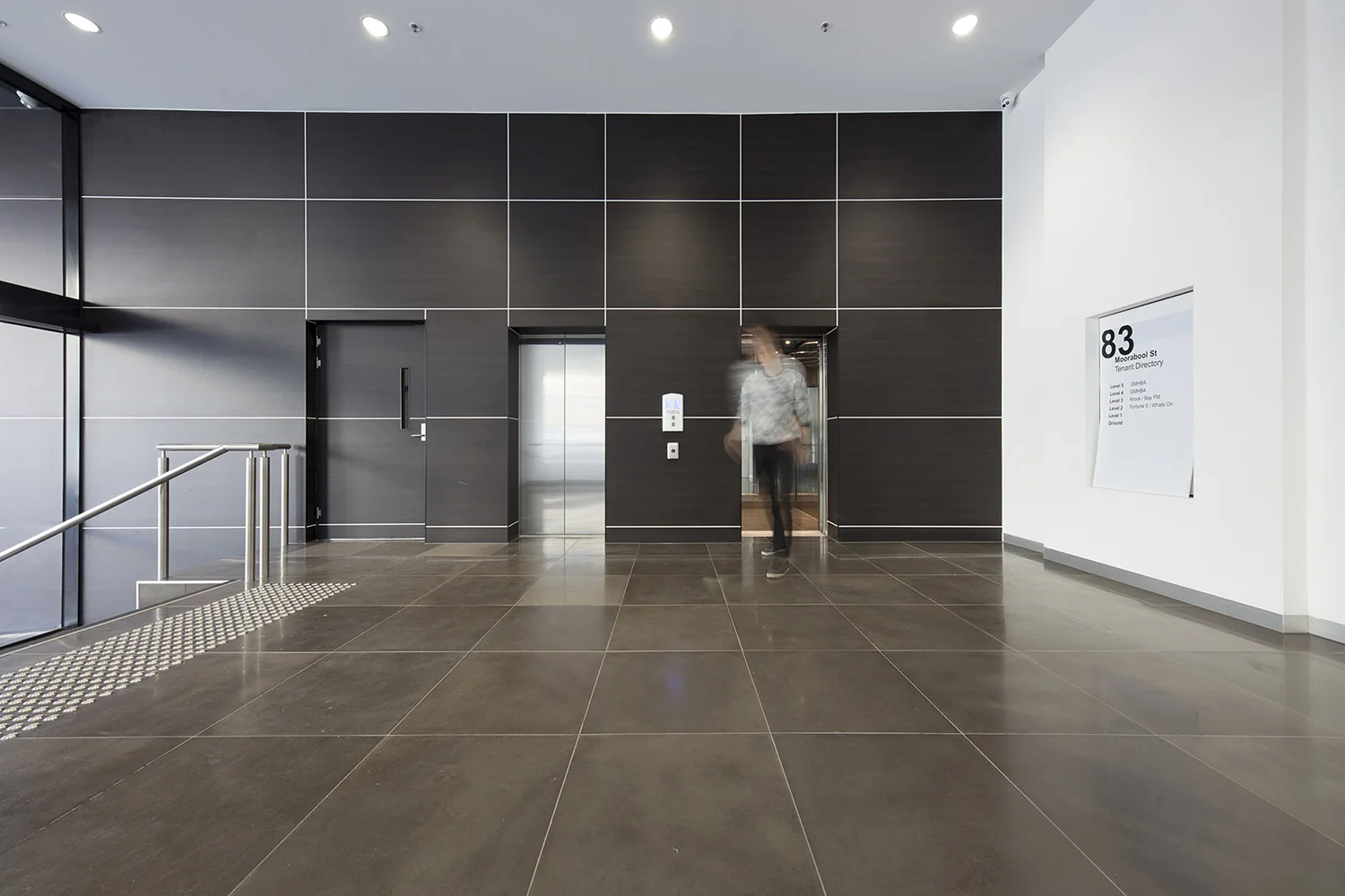 83 Moorabool St Lobby 1.jpg