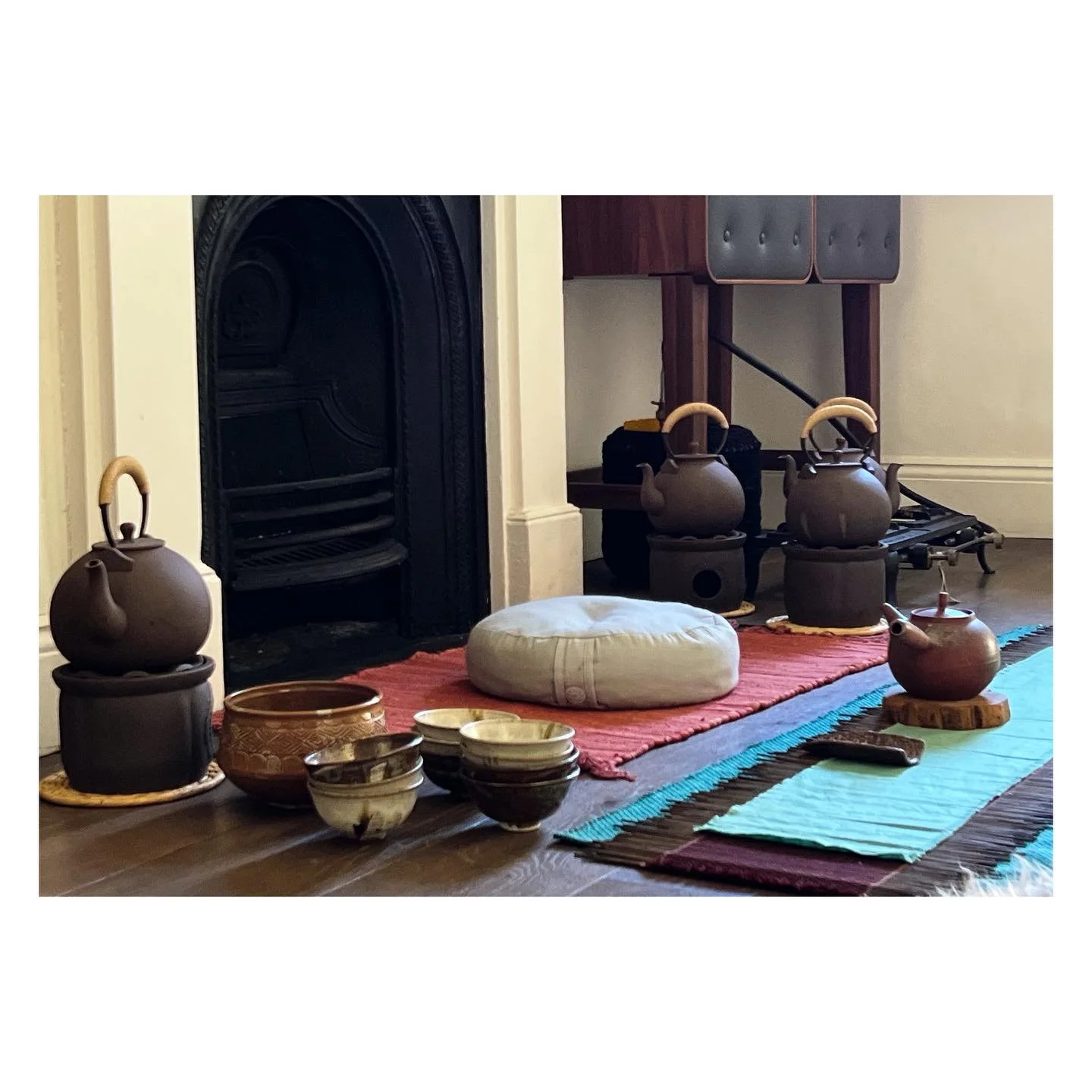 OPENING THE DOOR IN SURRY HILLS. Would love to see you soon. Would love to SIT TEA with you. Let me know if you&rsquo;d like to join sometime. EMAIL OR BOOK ABOVE..LINKTREE IN BIO.