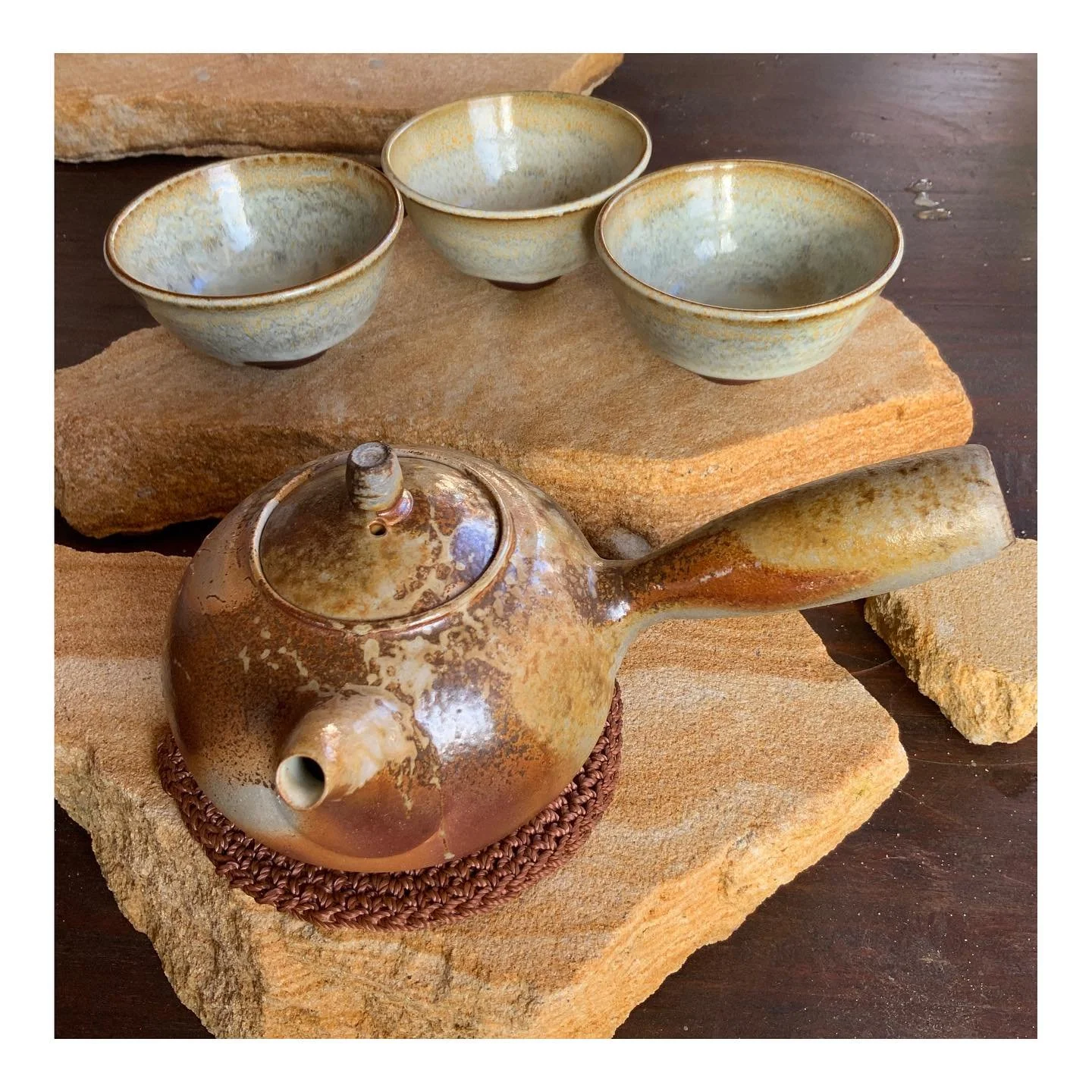 IS IT JUST ME OR does Tea make you want to sing and dance? 🍵🎶
.
.
We draw near. In Surry Hills. A bit of road works coming to an end..and the driveway up is getting re-done. It&rsquo;s all happening. 📆
.
.
We might sing. We might dance. We may Vis