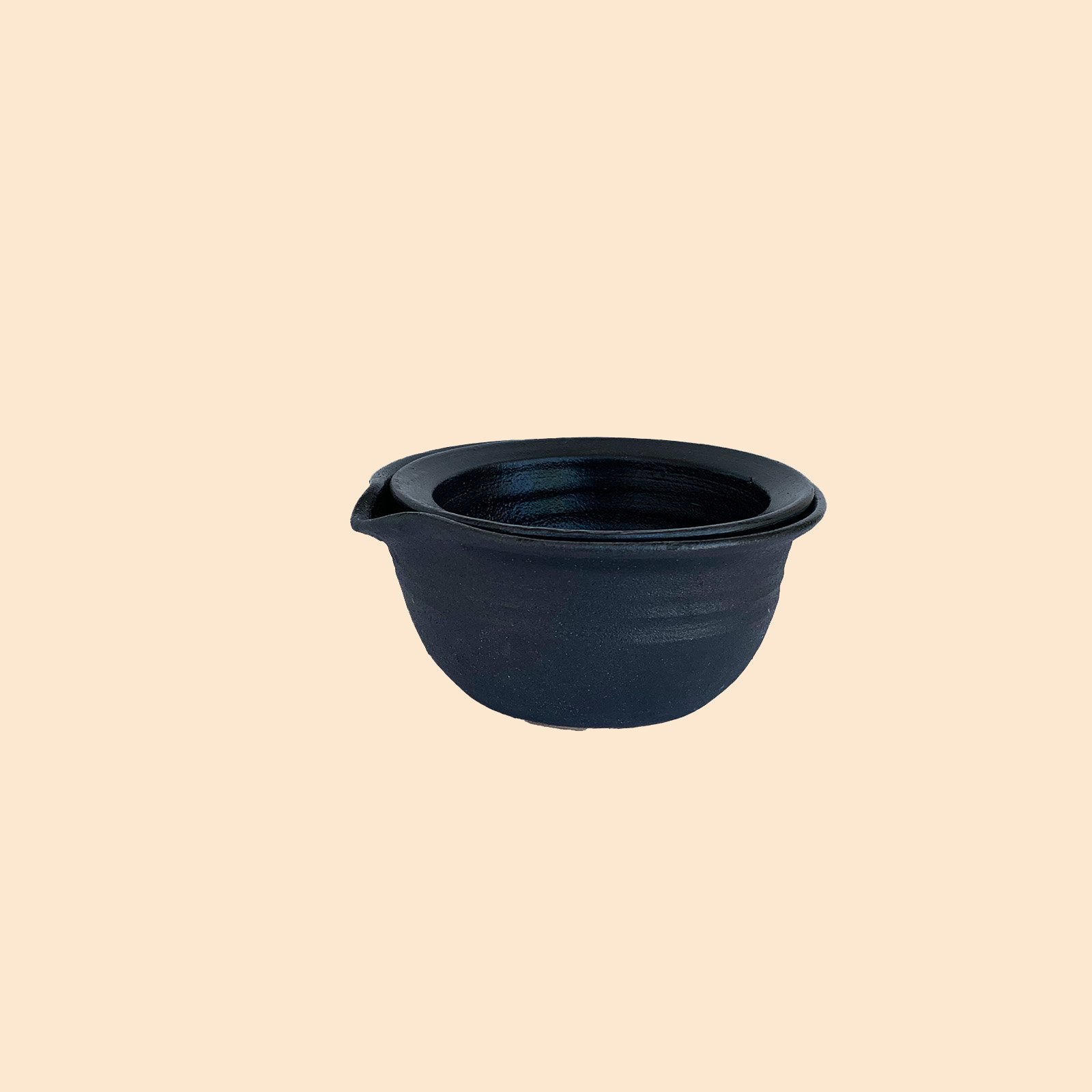 egg black.jpg