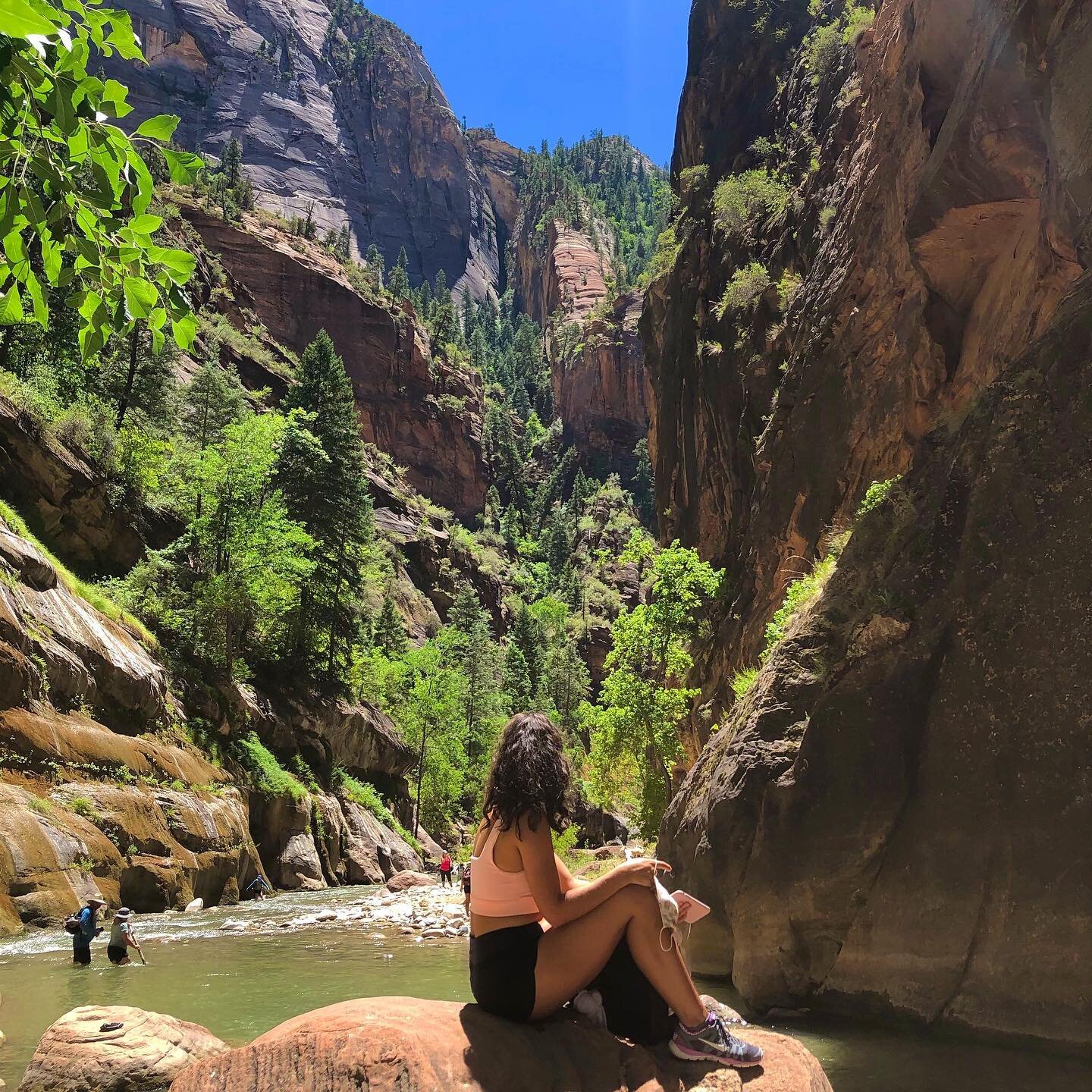 happy place 🌿🏔