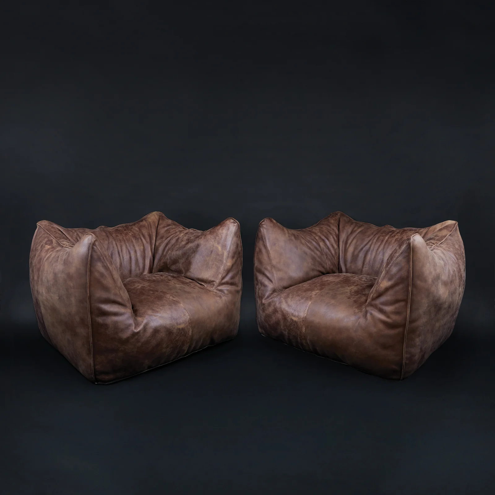 Mario Bellini Pair of Le Bambole easy chairs Dimensions : H 72 × W 120 × D 92 cm Date of manufacture : 1972 Provenance : Private Collection, Italy INQUIRE
