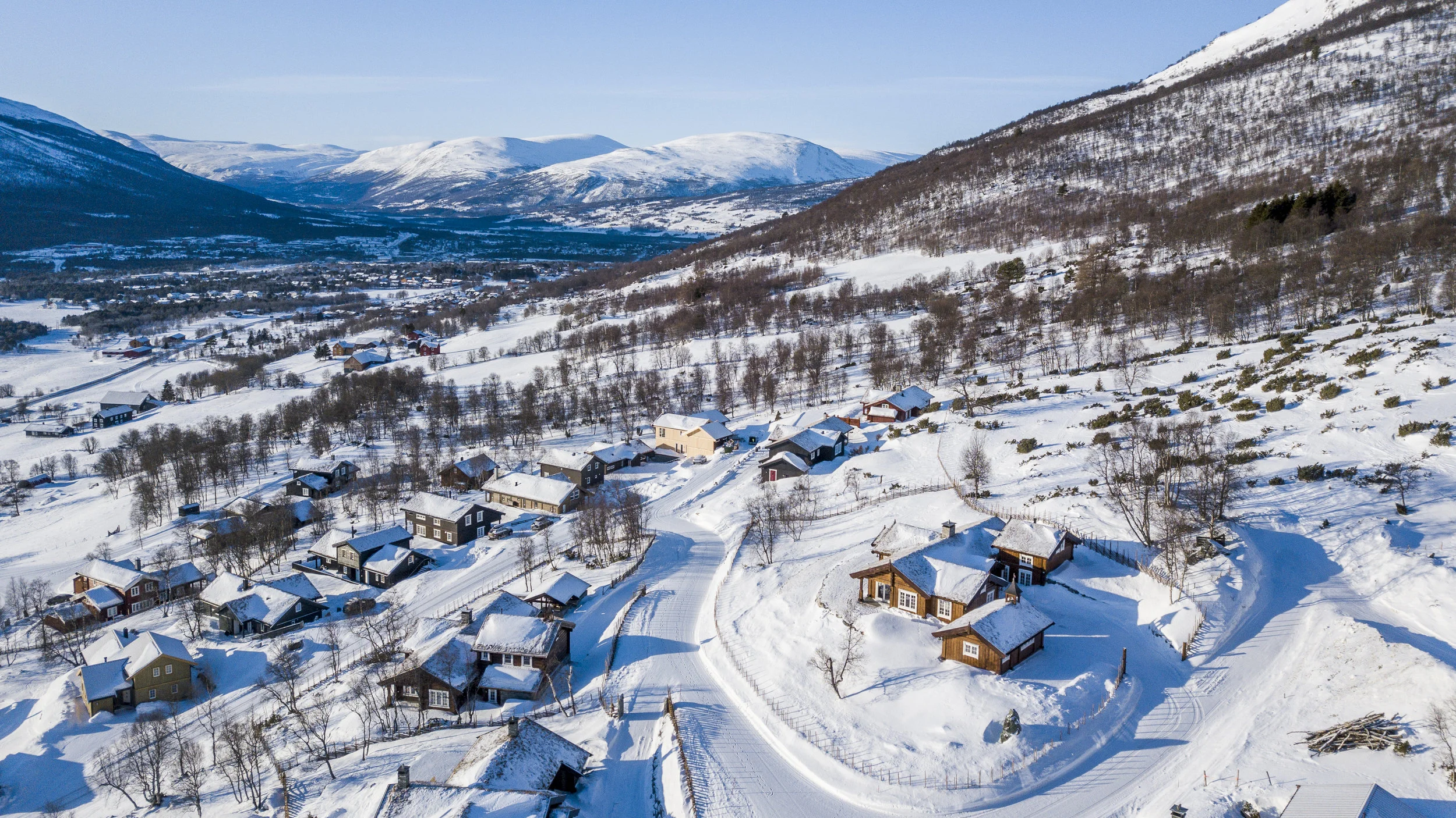 Gjendemsjø_hytte oppdal04.jpg