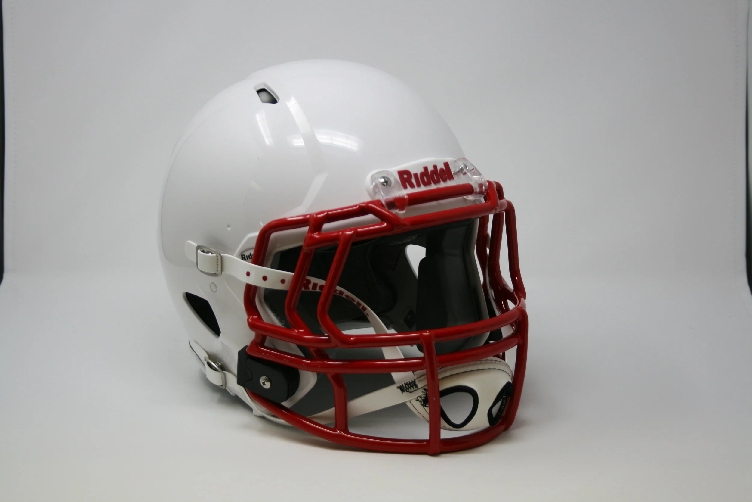 SAFEClip fit on Riddell Speed