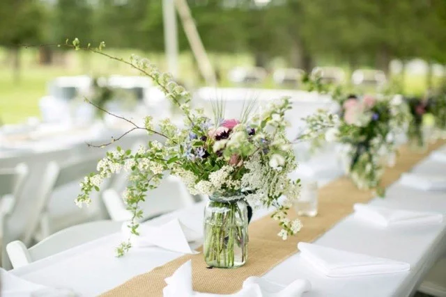 WEDDING BLOOMS.jpg