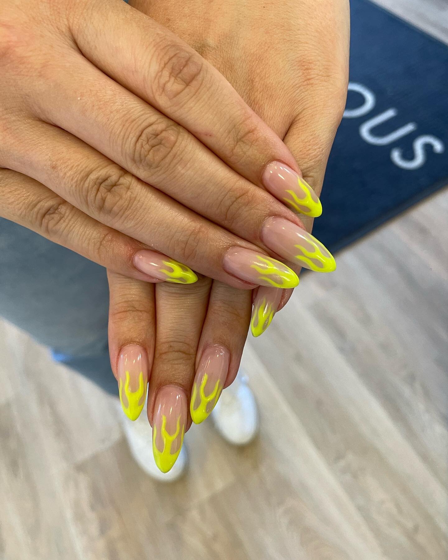 From cutesy strawberry nails to spicy neon flames. 5 weeks apart! Which personality are you letting choose your nails today? #nailinspo #hamiltonnailsalon #hamontnails