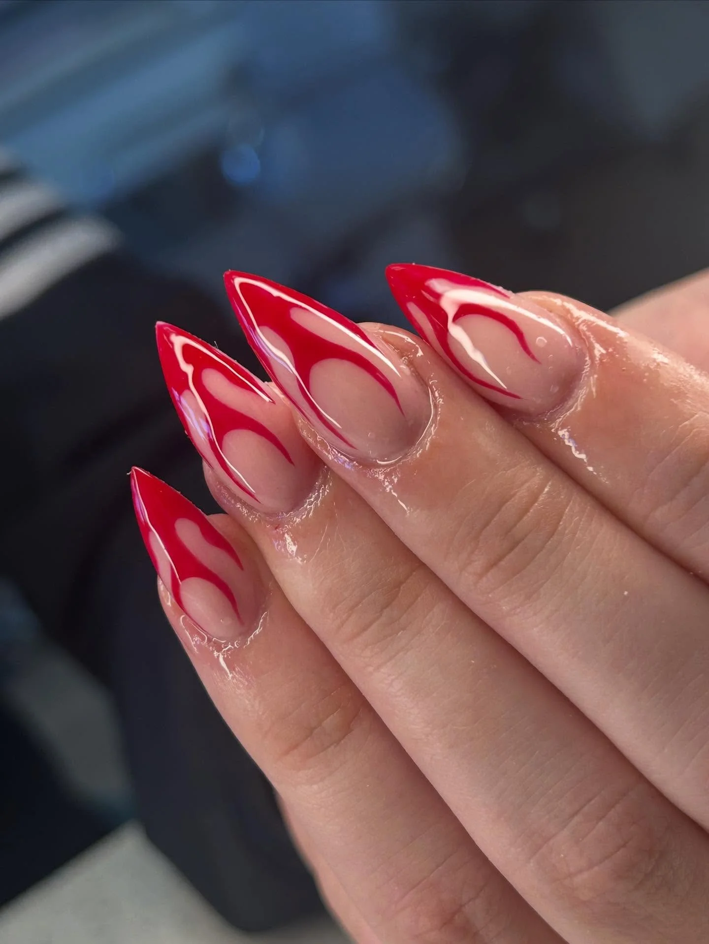 Crispiest flames I ever did see #hamiltonnailtech #stilettonails #flamenails