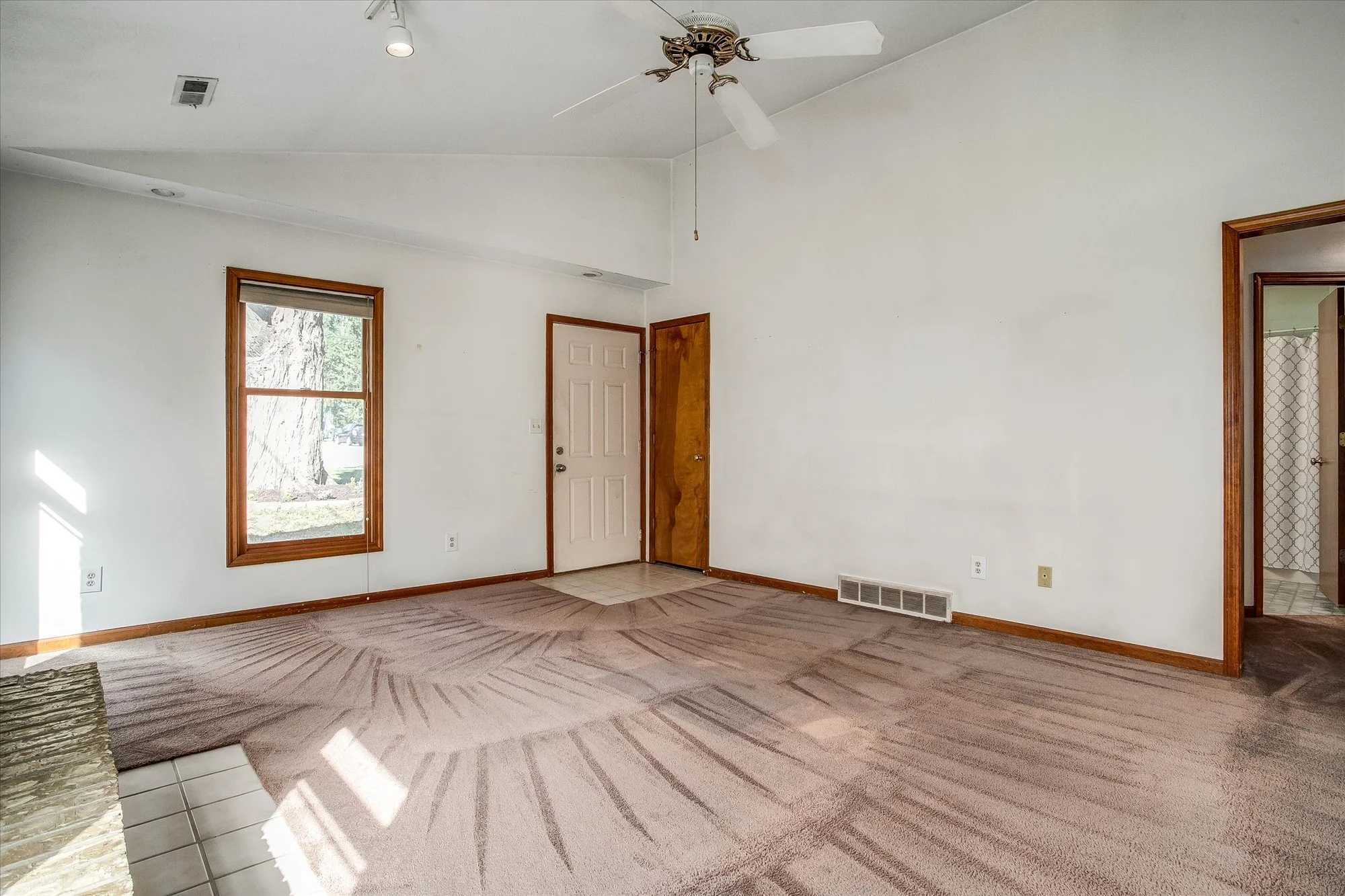 26-514onehalfSW15thSt (26 of 26).jpg