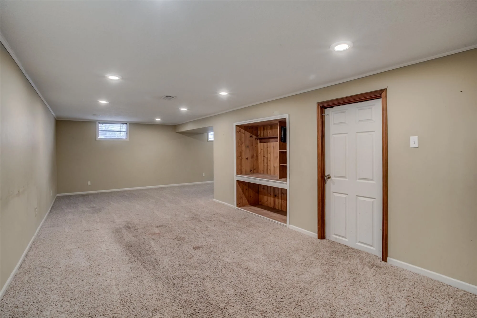 23-305WisconsinAve (23 of 28).jpg