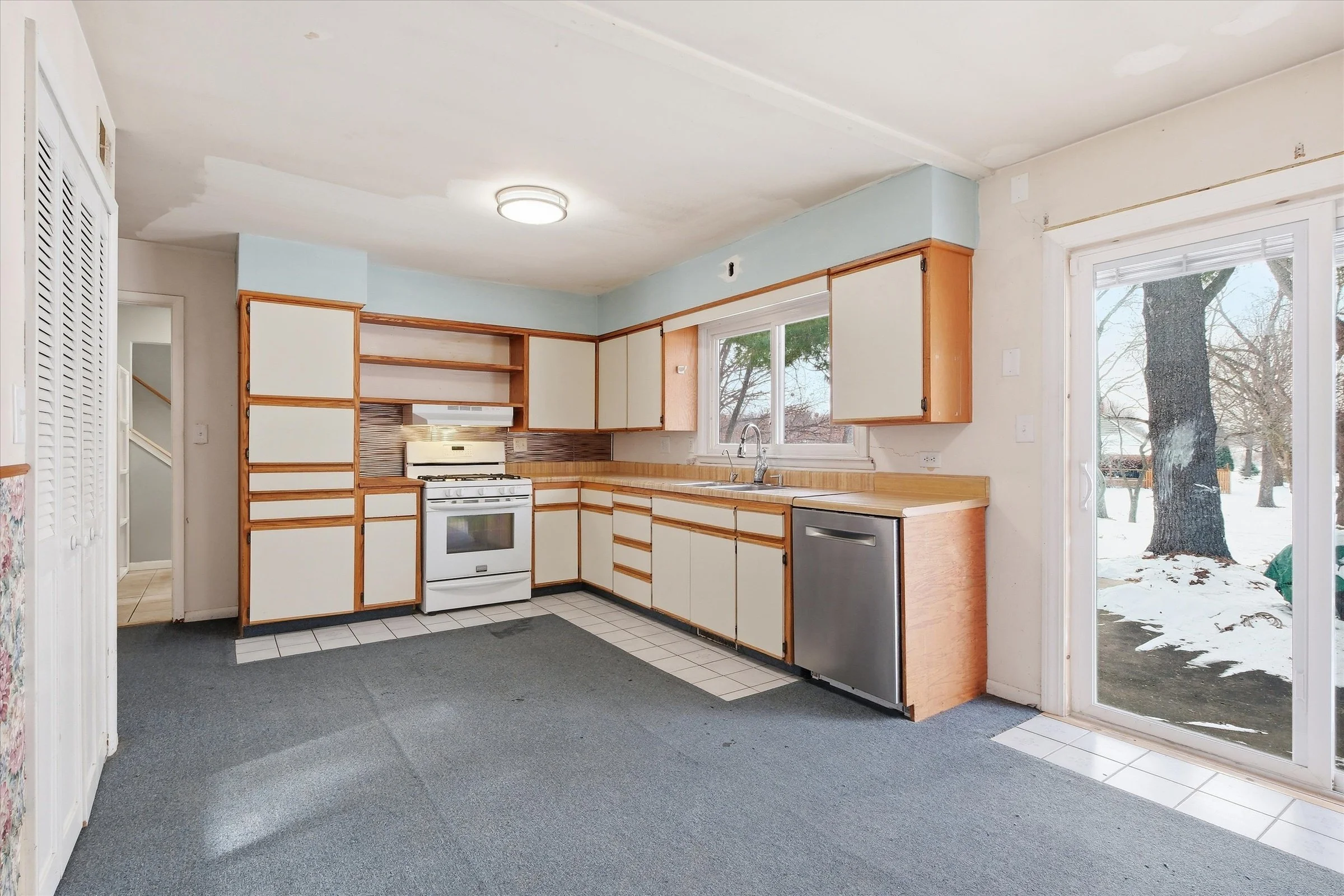 12-6209 NW Tower Dr.jpg