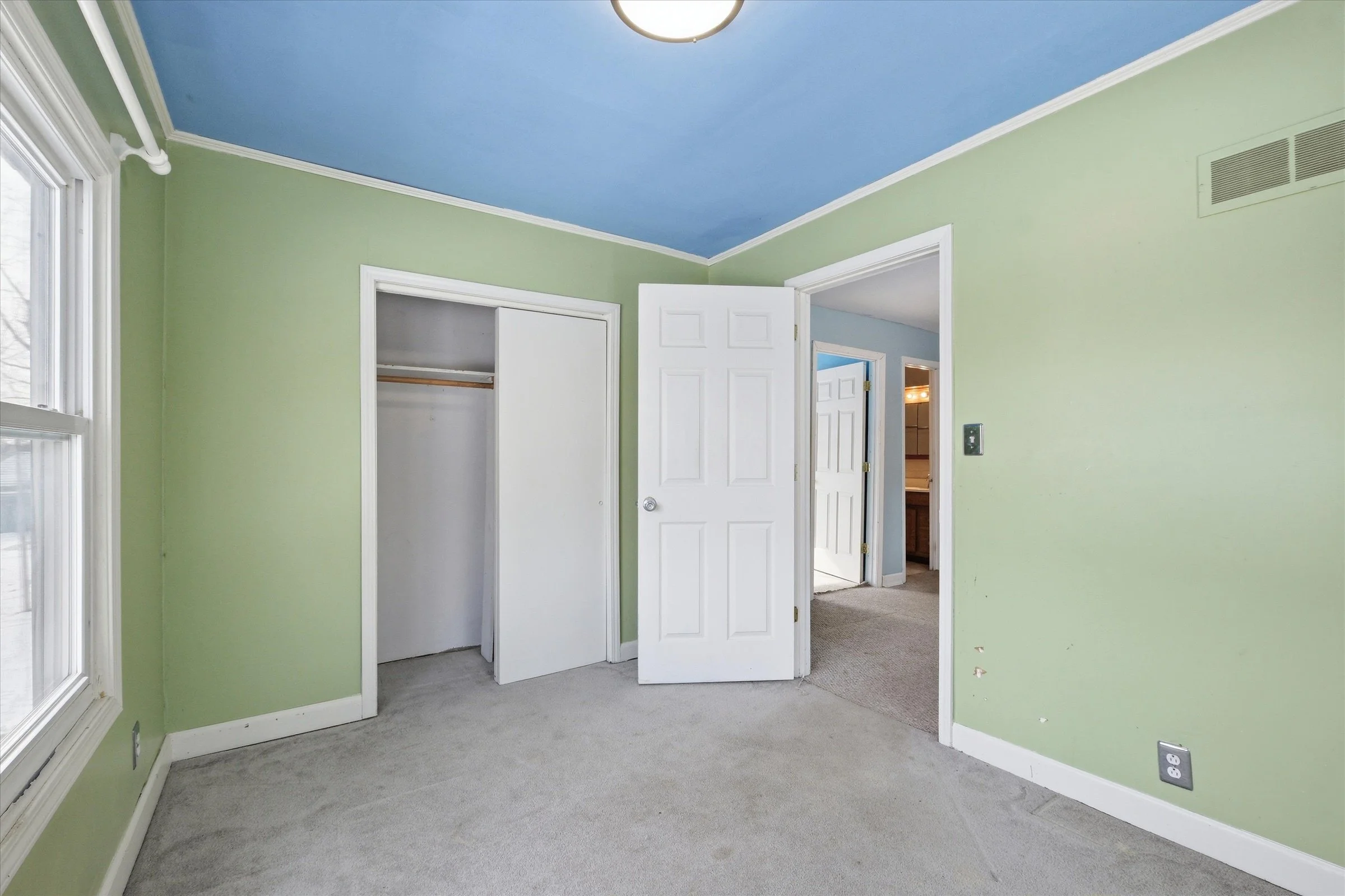 28-6209 NW Tower Dr.jpg