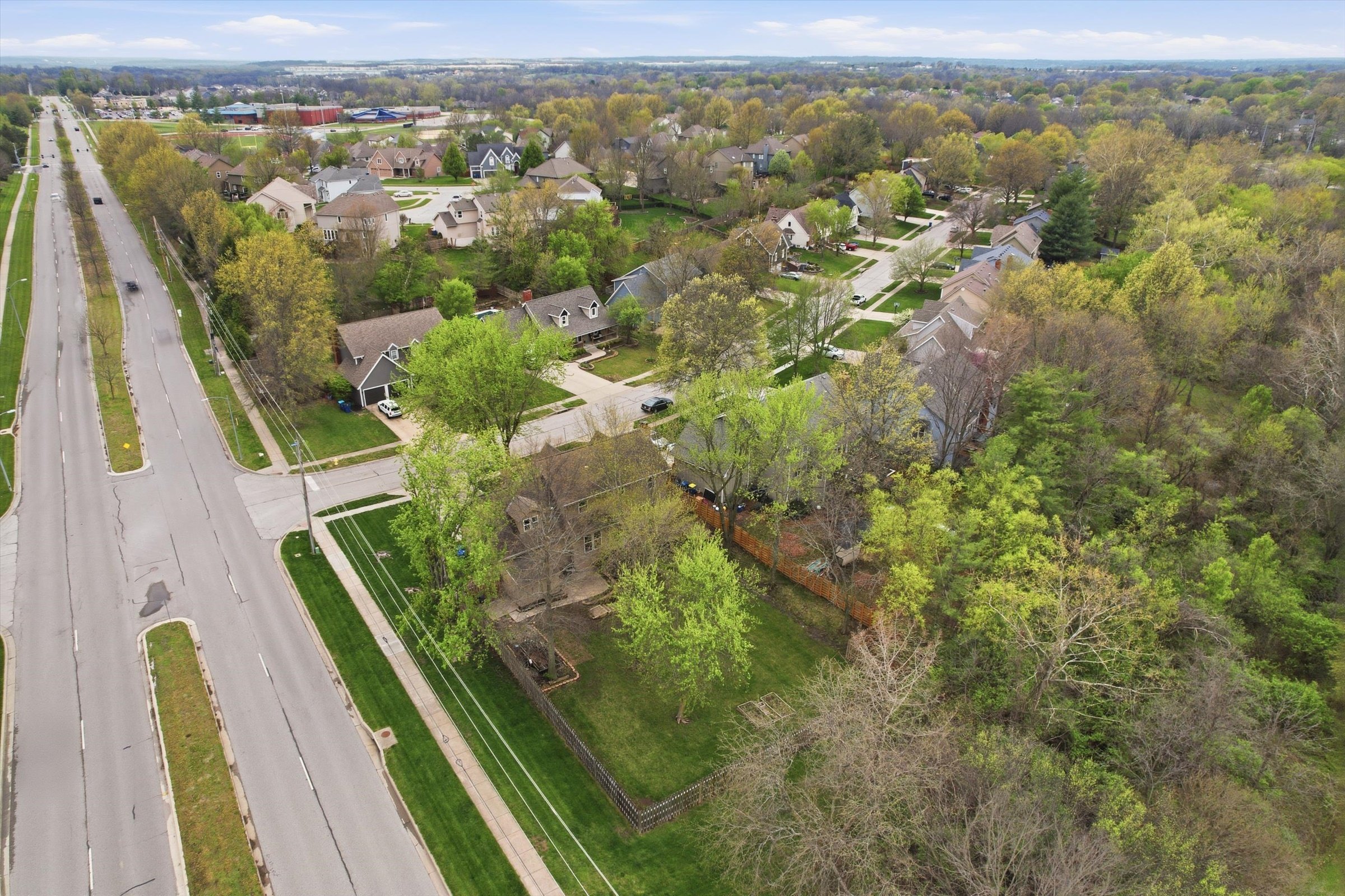 02-1100 Wellington Way.jpg